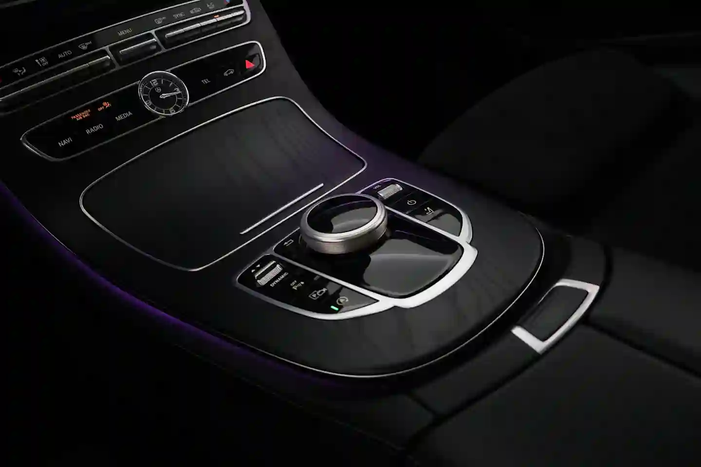 Car Image - 3sQHL6td96JlaN1hqsW4fZ