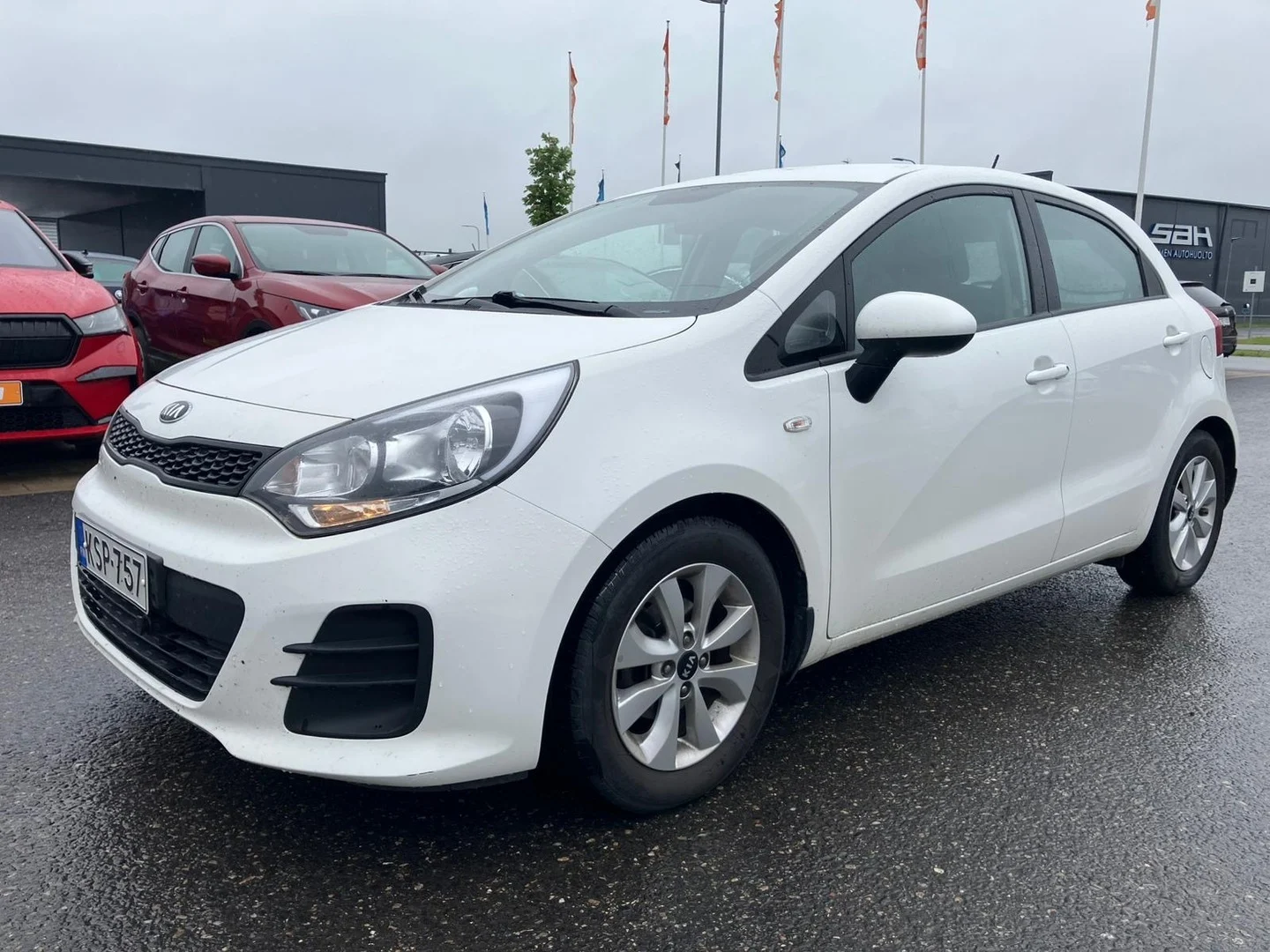 Car Image - 3Ws4biXW4TxVkA1rdyf7dW