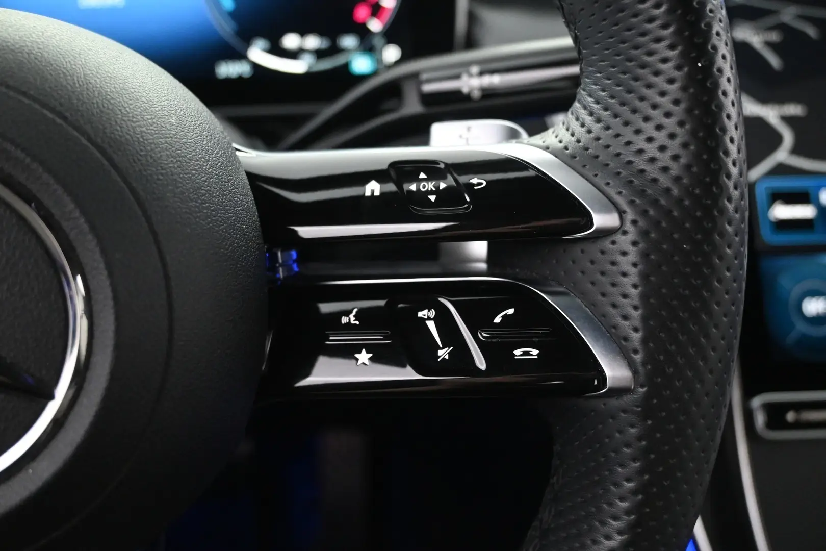 Car Image - 5MjYiR5HuNuoAxjdmQeTFF