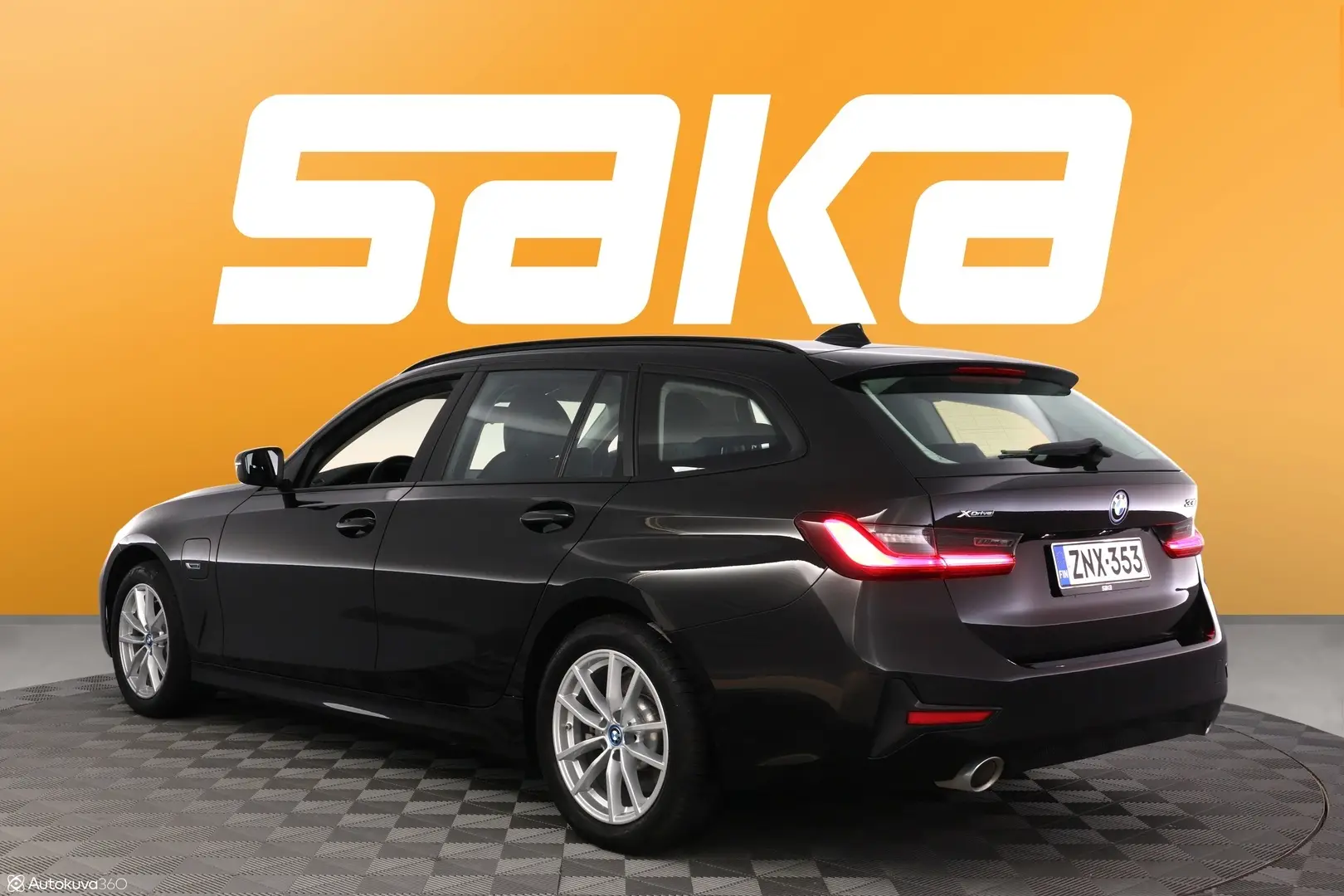 Car Image - 5c42CAoBa8lWlVfhPDl3wY