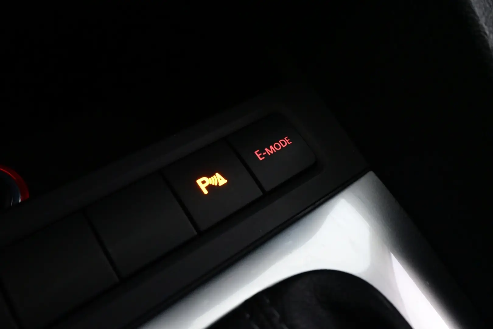 Car Image - 1h8ntuC8Kk024swyHiymay