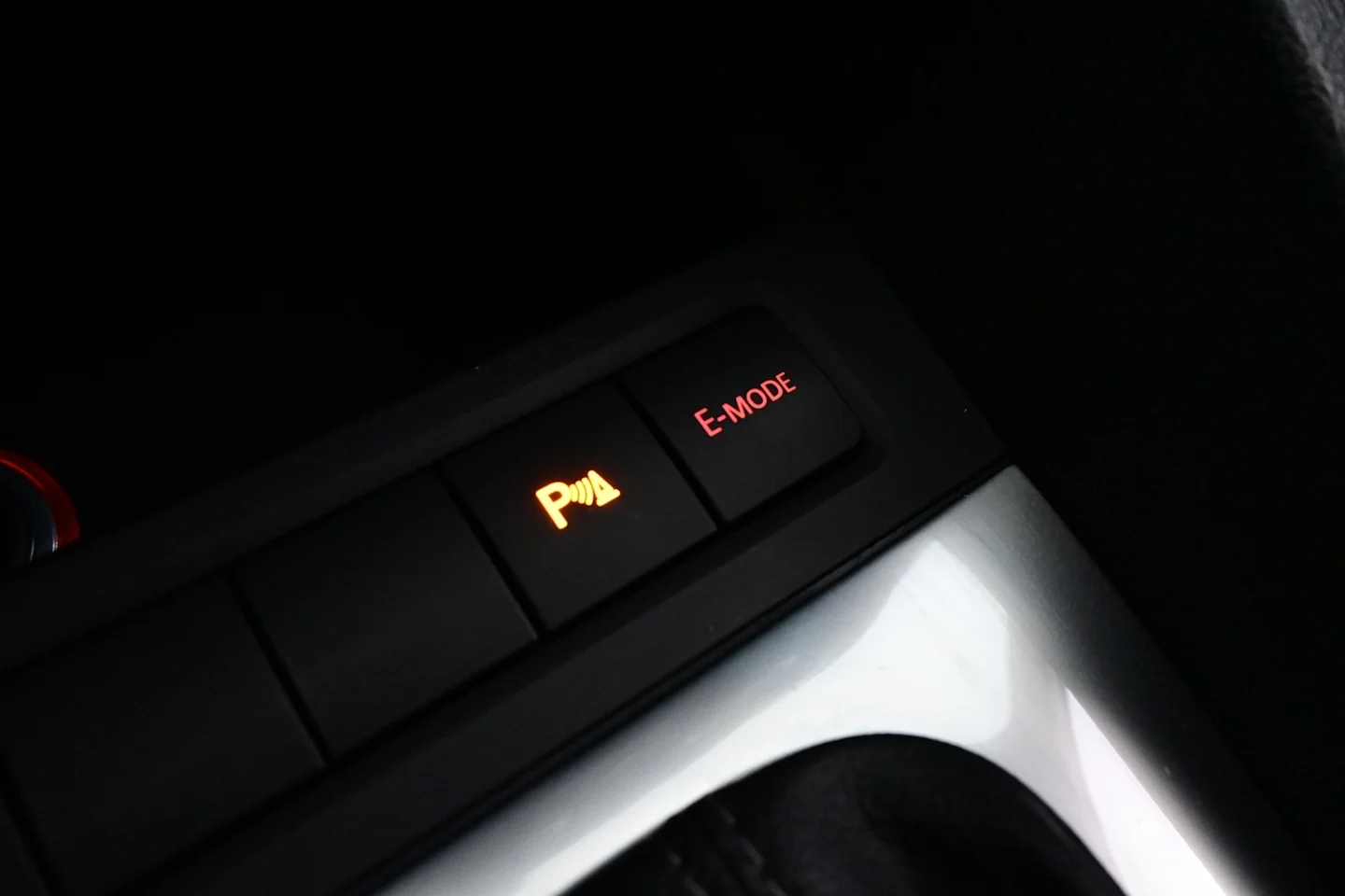 Car Image - 1h8ntuC8Kk024swyHiymay