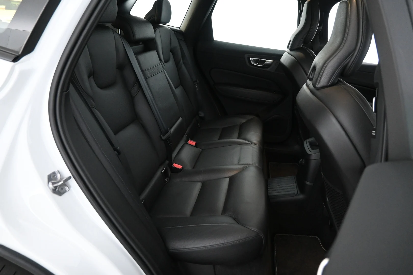 Car Image - 3i9jIYL9HMYPoygNi7hTtr