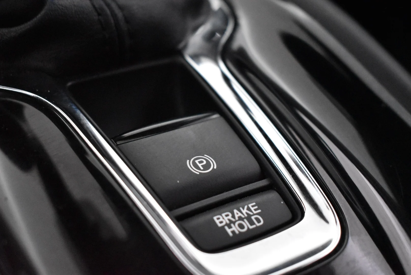 Car Image - MDu3QKo7sGEDc5GuV7NIs
