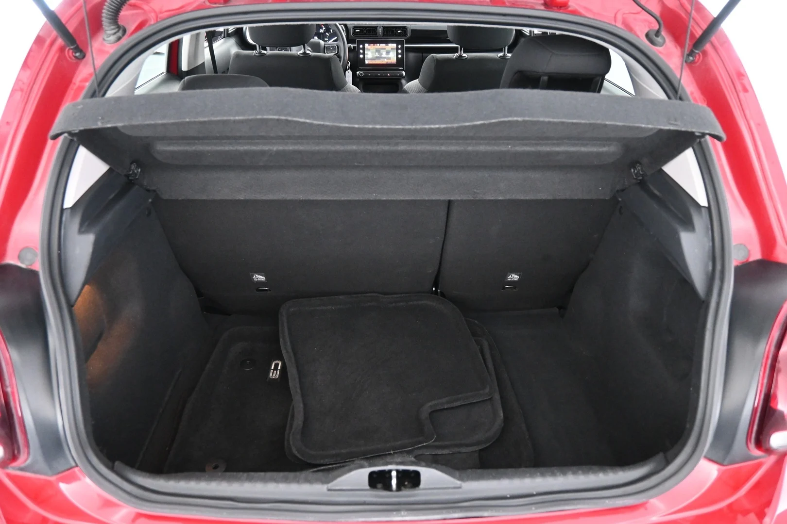 Car Image - 6sxPb6iEa0uYvcSHWNWsNi
