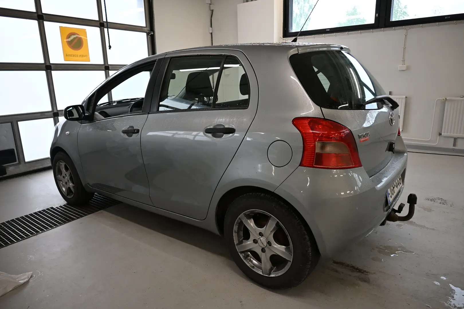 Car Image - 7IYQx4z16McvQV2tNHd1jH