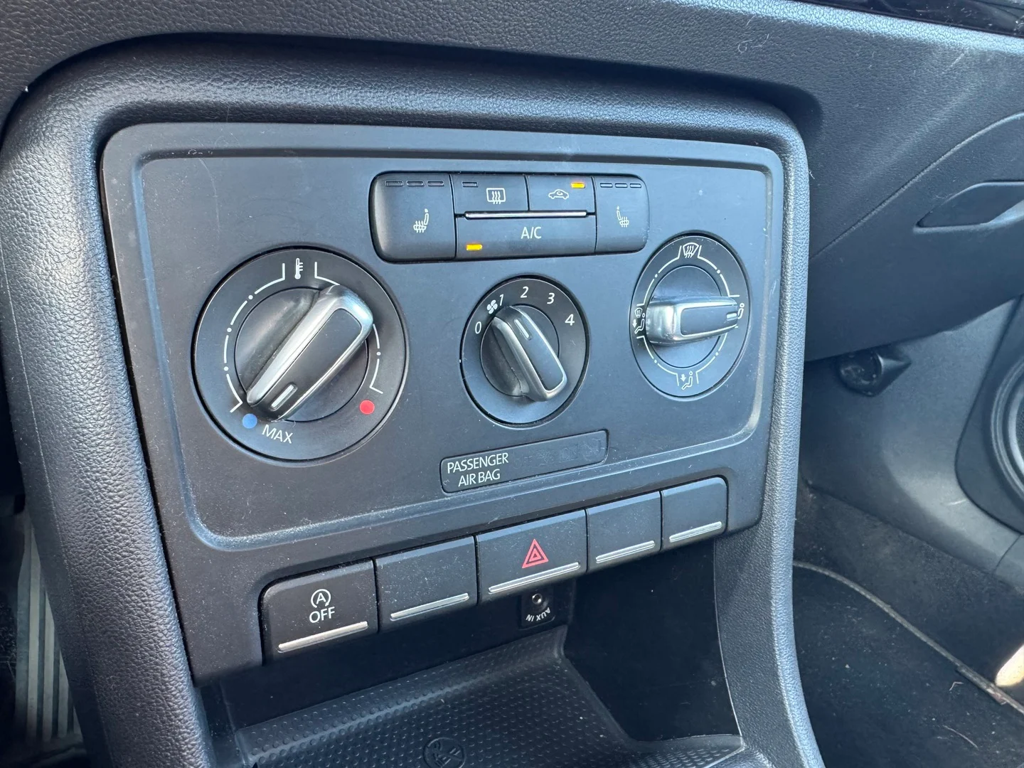 Car Image - 126n7tYdNSXLEpcn2FLEp9