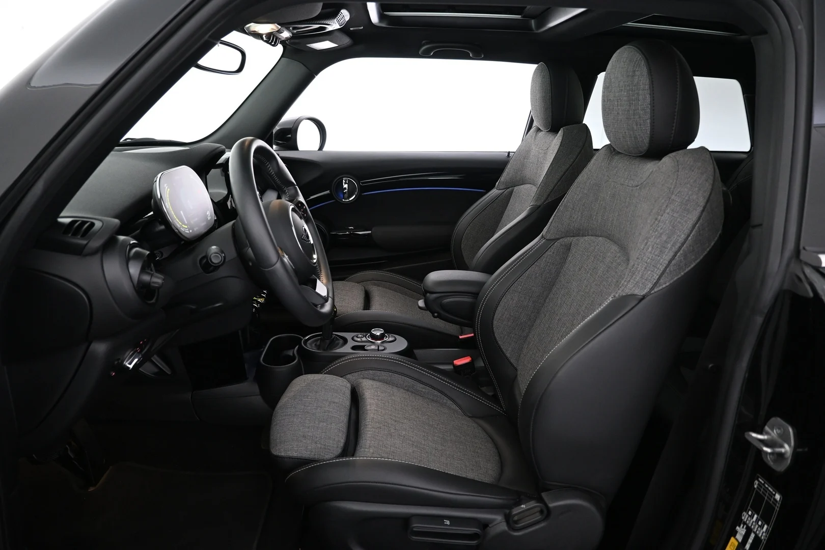 Car Image - 1zGAhR2S3ig2GkO3Uz4Kdc