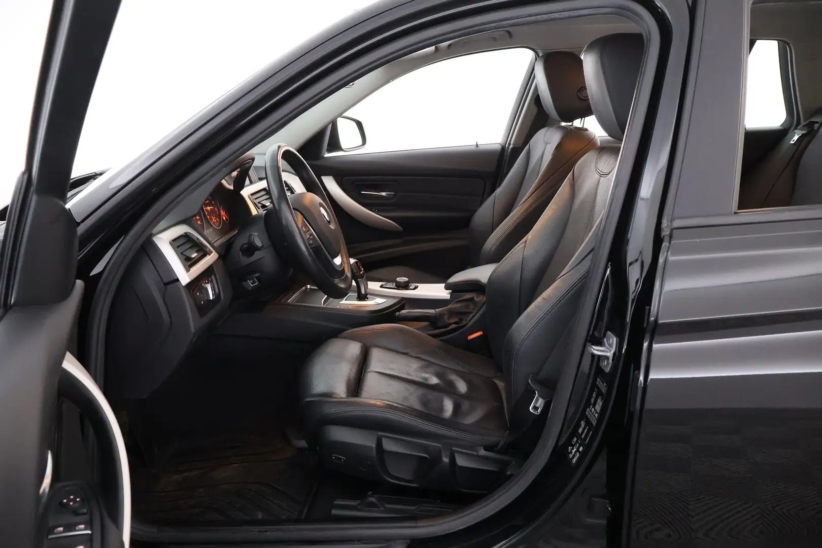 Car Image - 7dDuiWPayqMJSiqekcjcLP