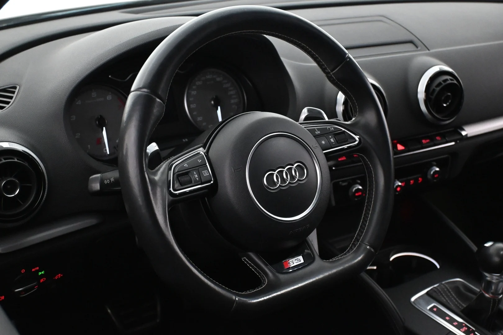 Car Image - 6zBSJC7zPp6ATeJzJmZXOZ