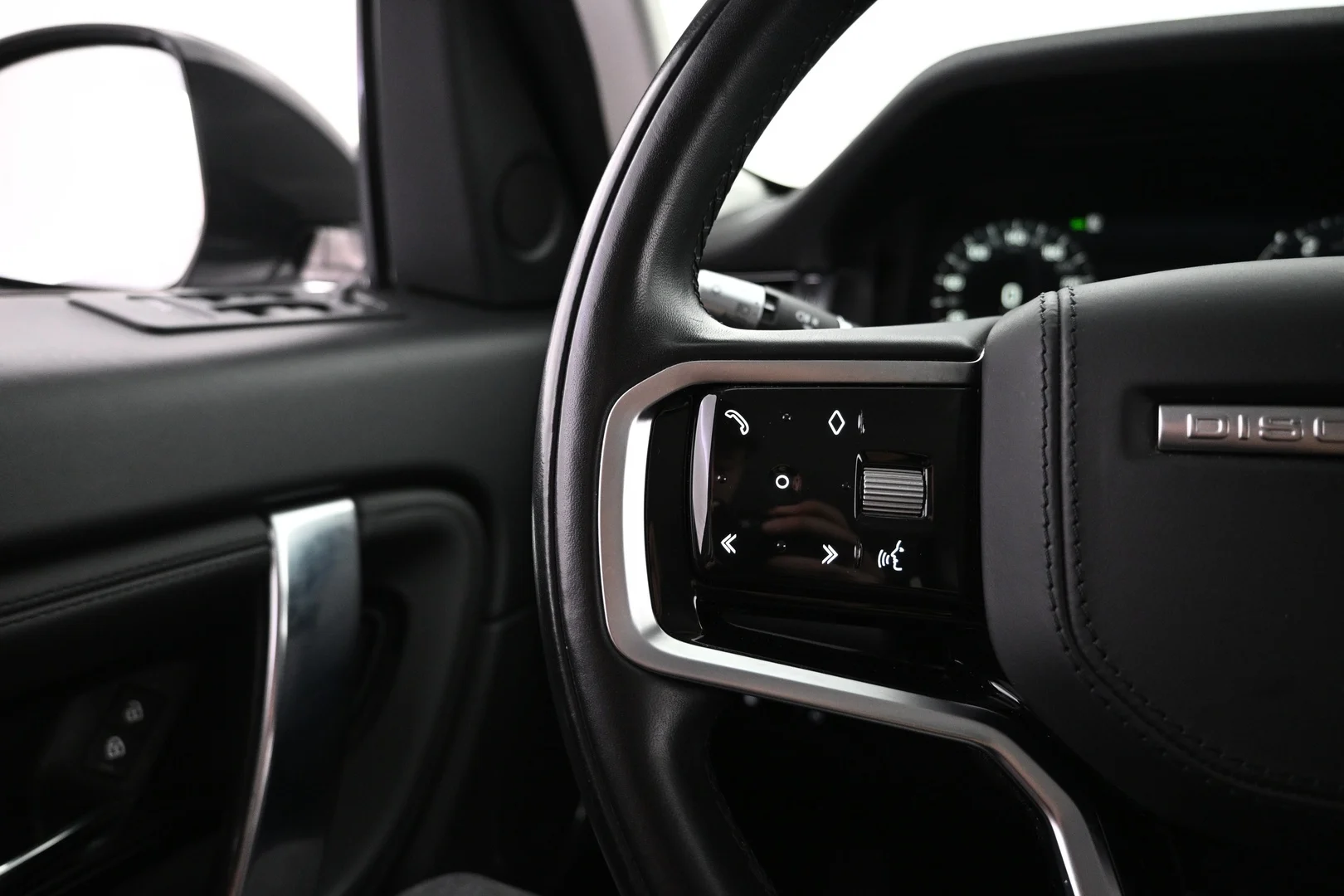 Car Image - 4ltY2ivINJpuJLZjpMROD8