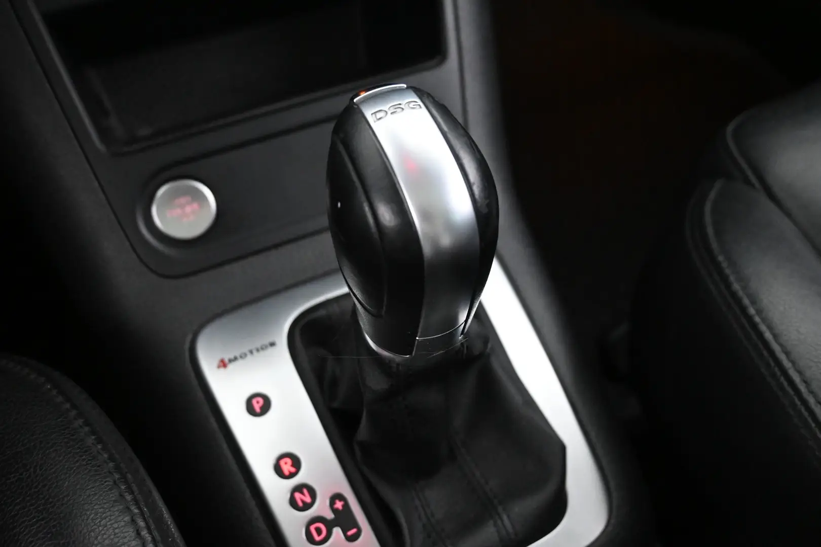Car Image - 12I4UtnSJsnd7cRJs0fMF0