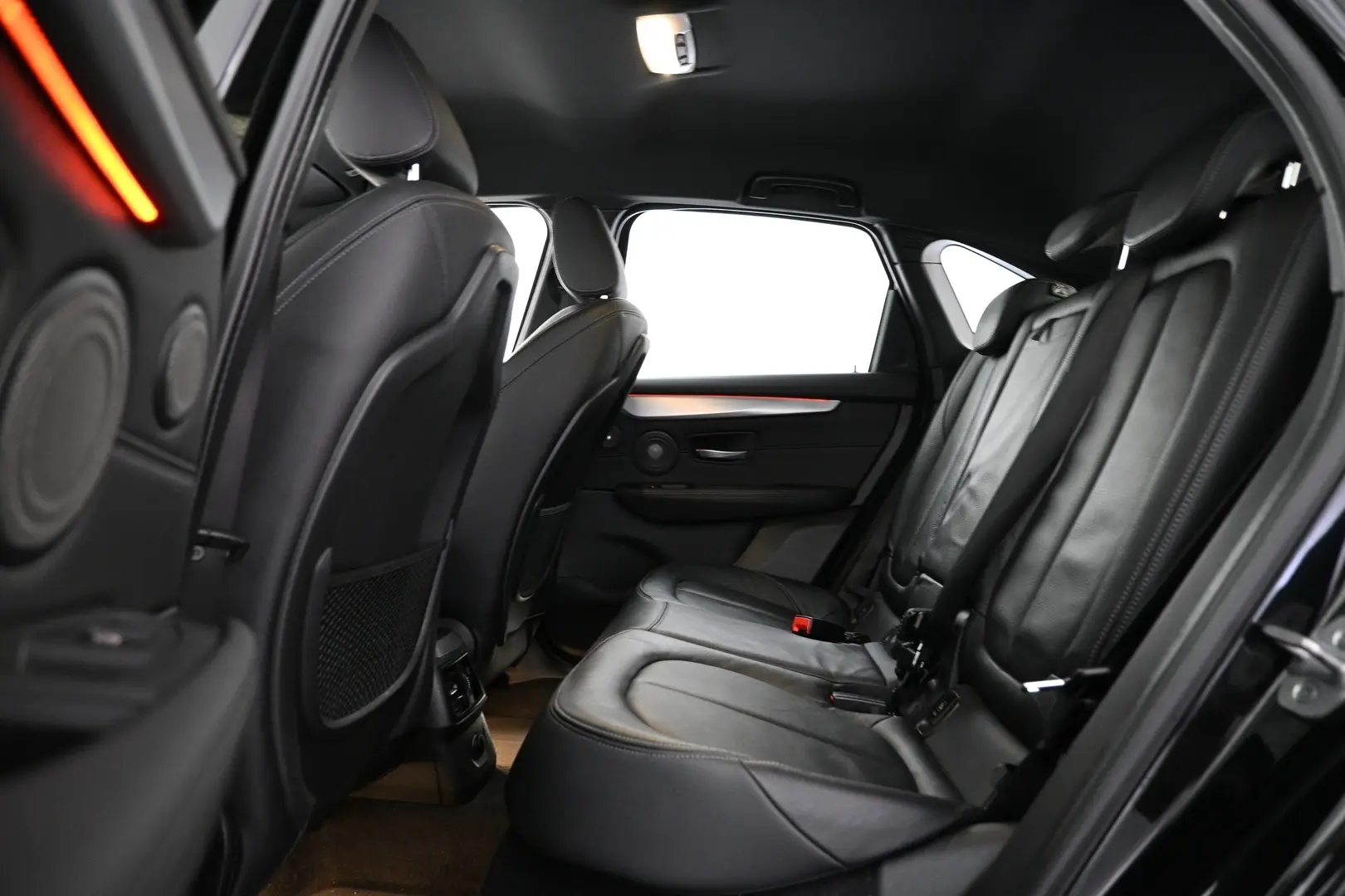 Car Image - 4Si5N5Ho9GM0CQmPfHDTv2