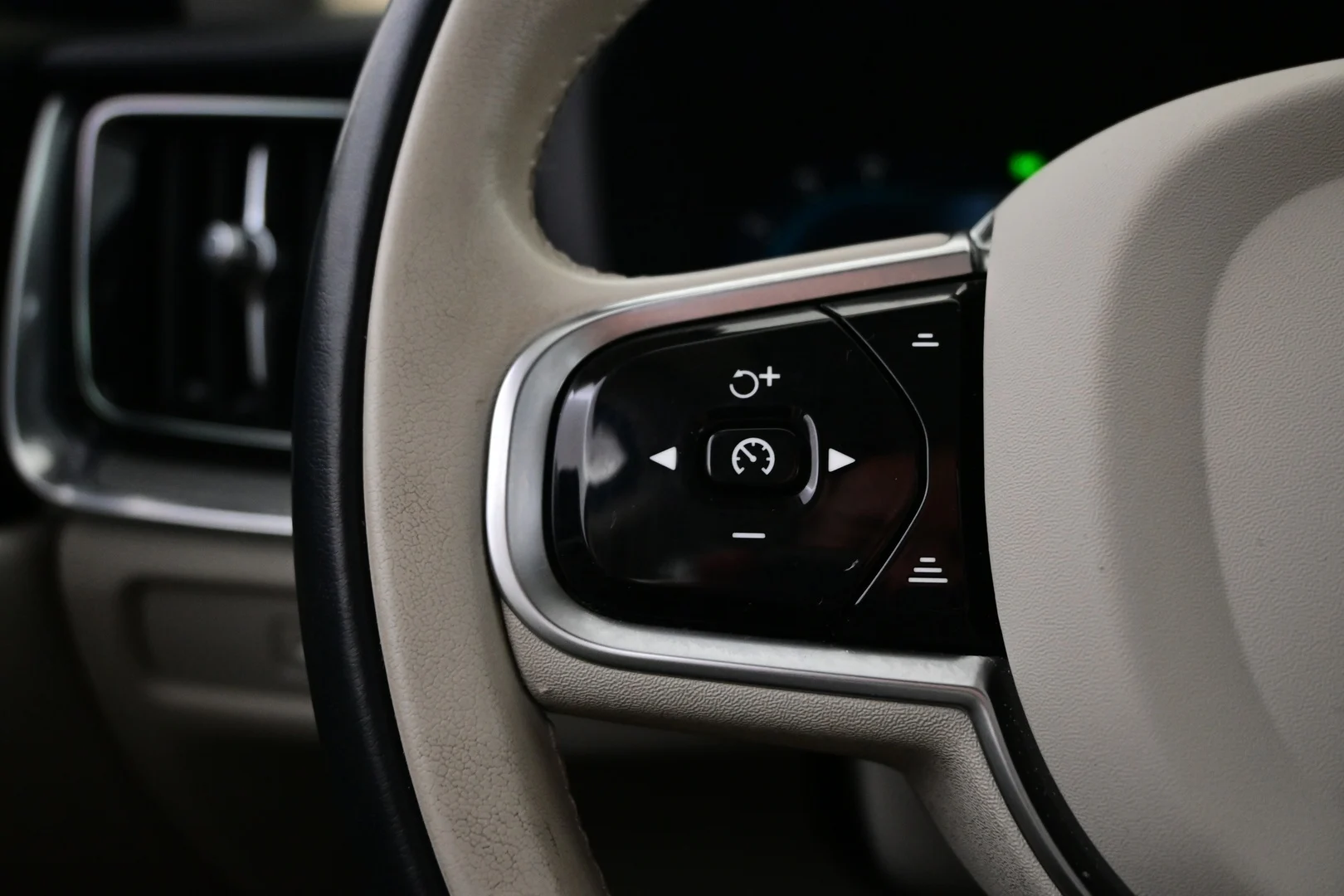 Car Image - sKgBzPVyql7Nyx3S1Zo8N