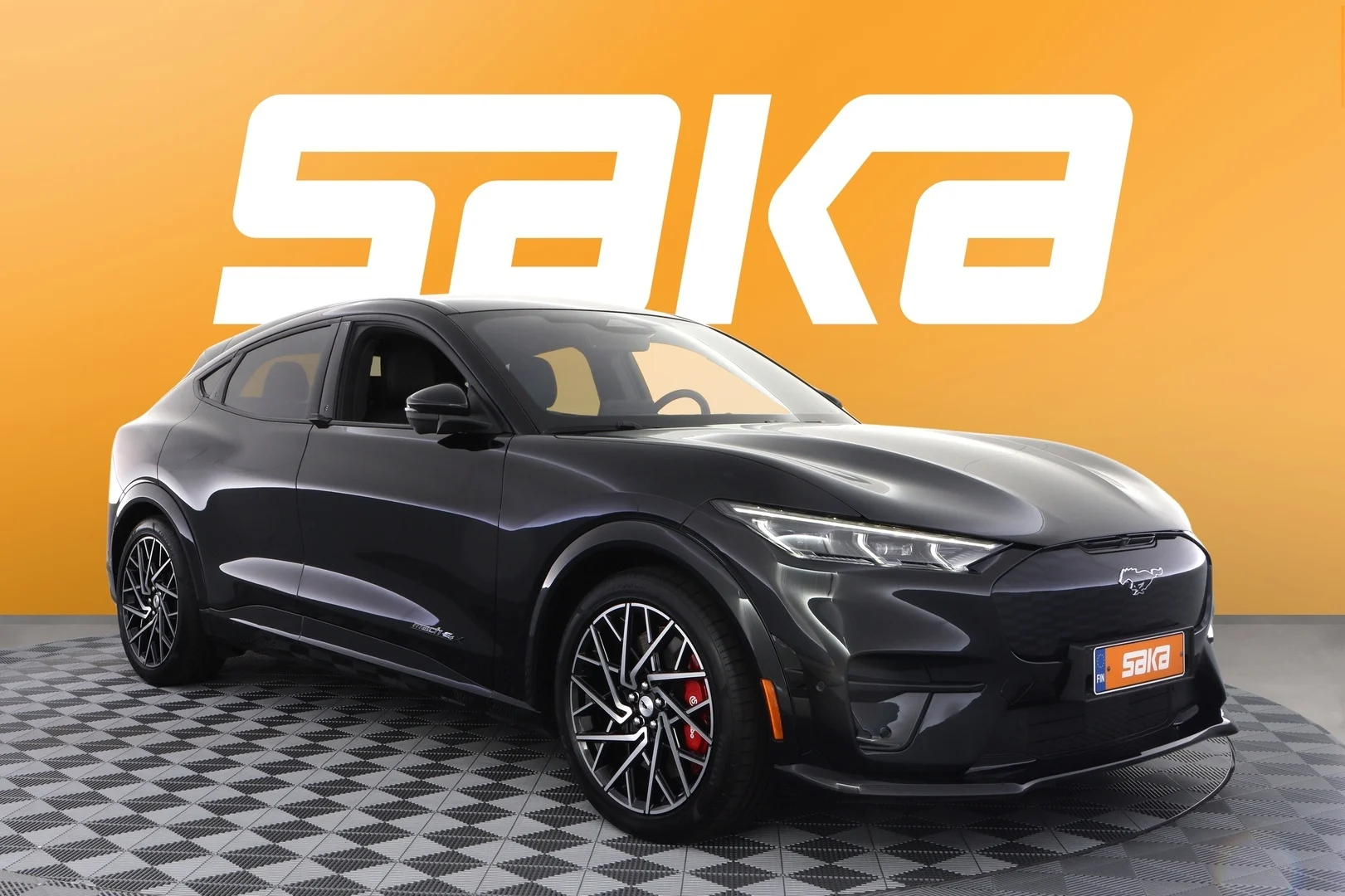 Car Image - 2Ee68aW24NhxR8l2xSF70O