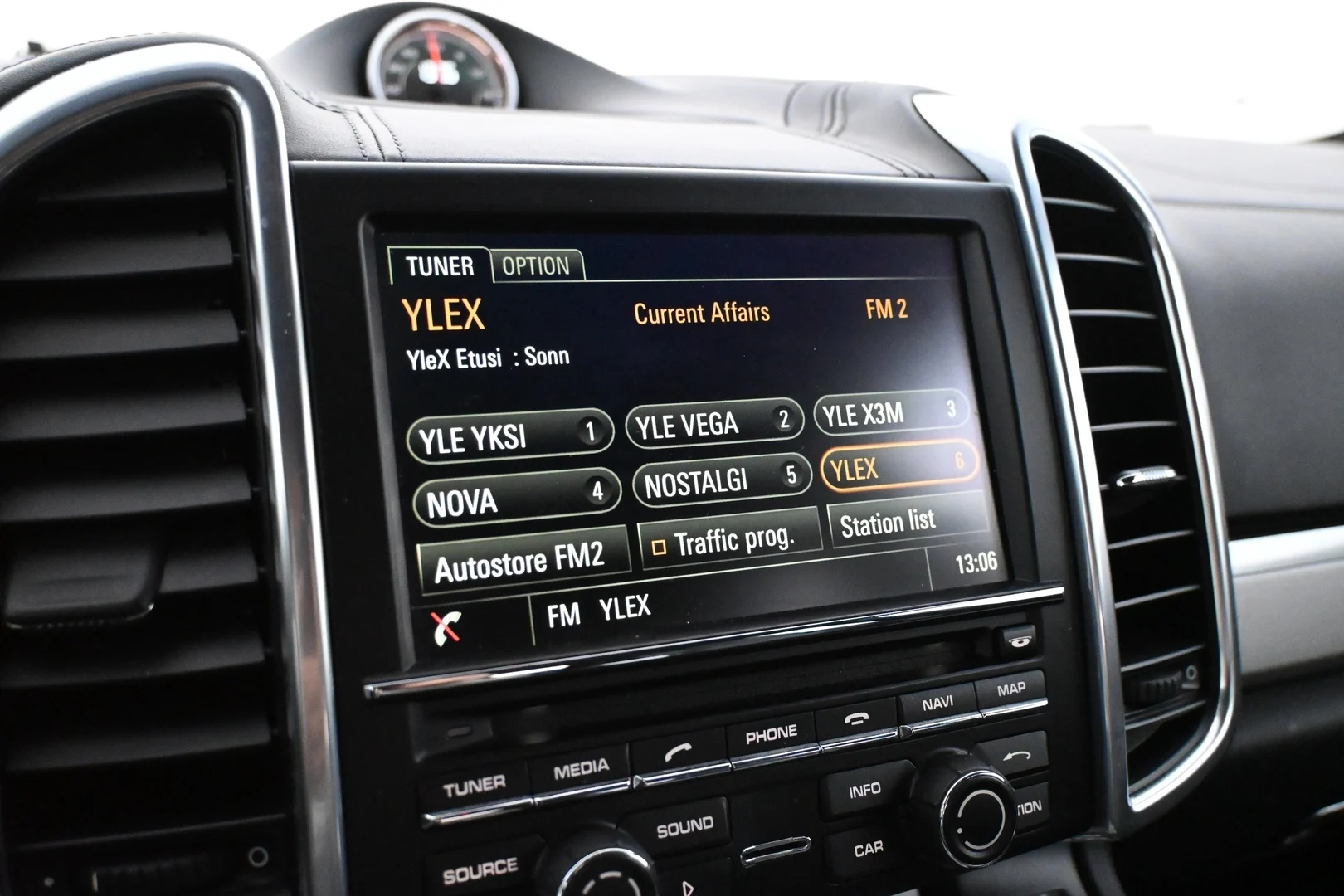 Car Image - 7lpXXJXI2DpMWFMJr6p9XP