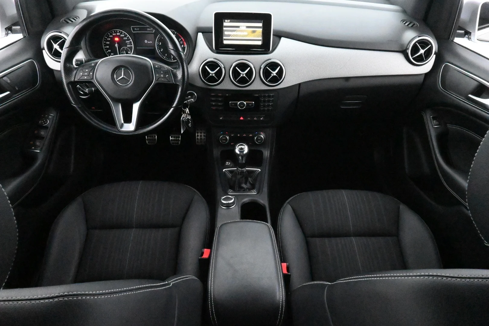 Car Image - 101yZpf2KpEGh7uISWLT2I
