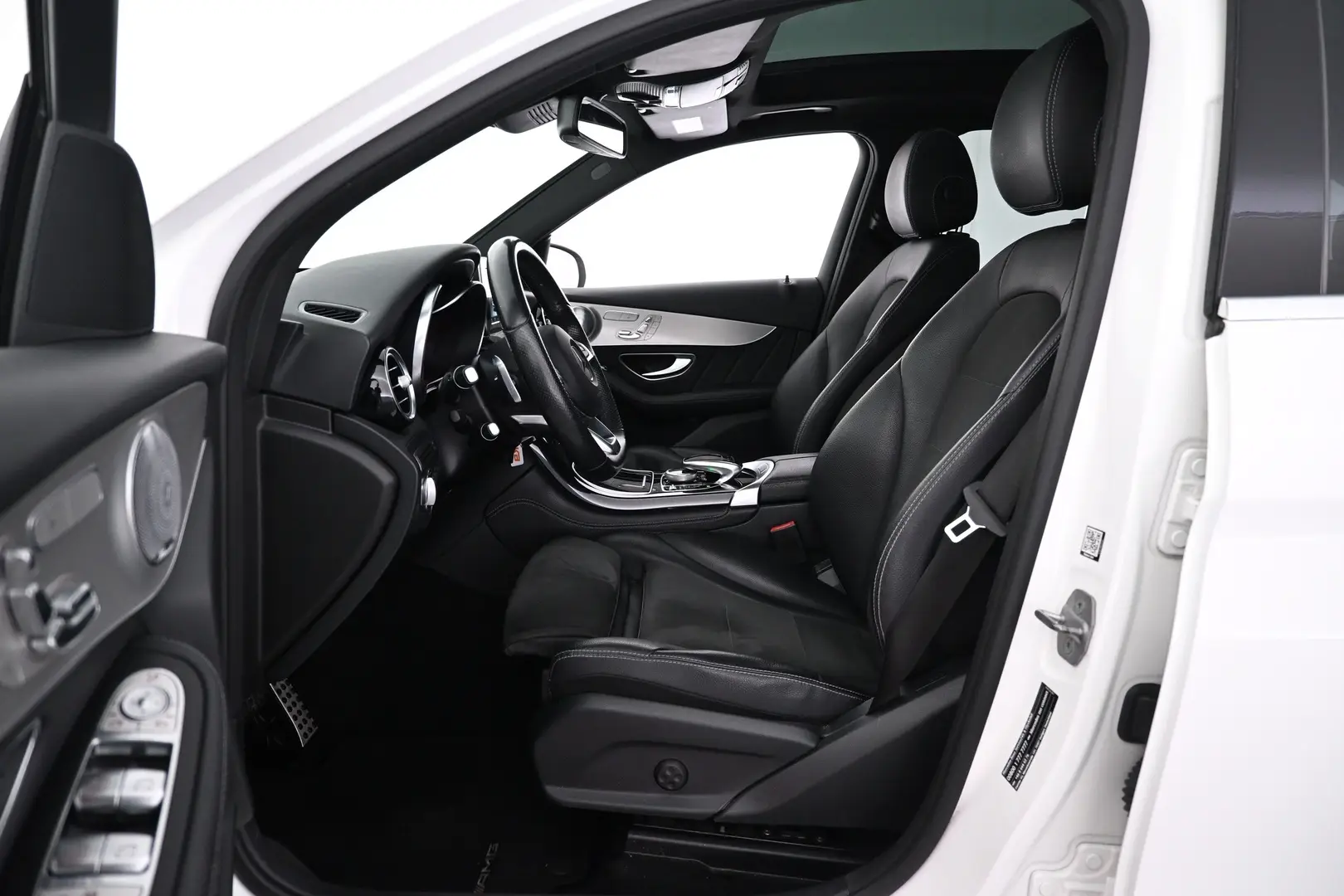 Car Image - 3wmISW7nQ3JaingS0z8Kz6