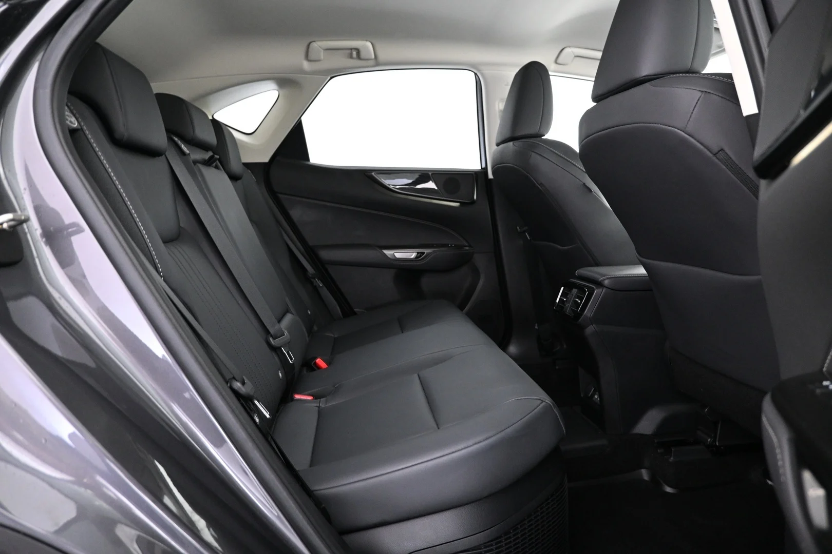 Car Image - 6eEV4S918TfqcHe2jtvB5i