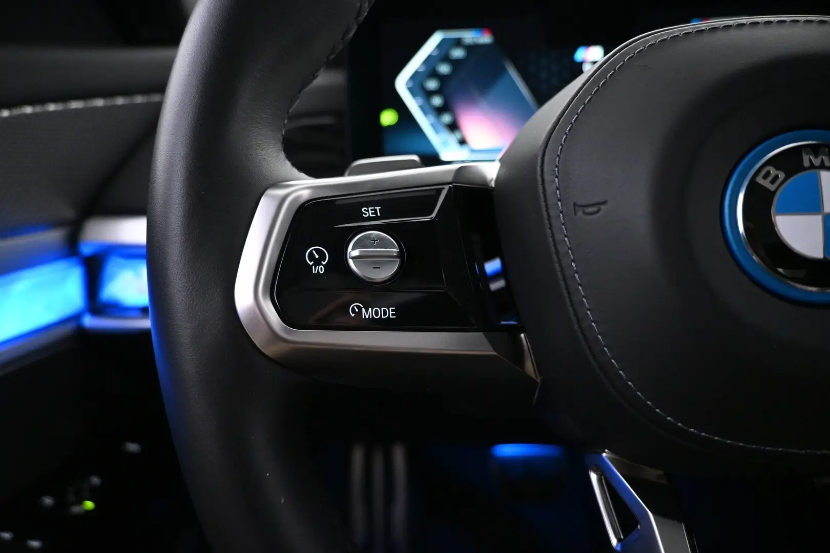 Car Image - 7a19FxEXC19pQDQ0ksYG3D