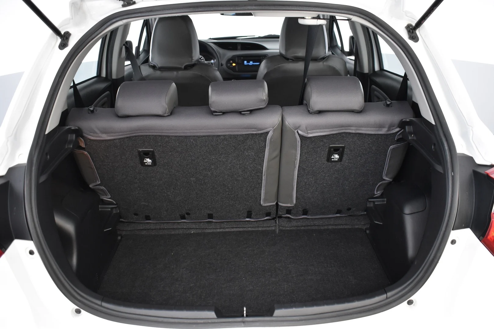 Car Image - 2N0WKhQLqdgwEWc5xE3AK6