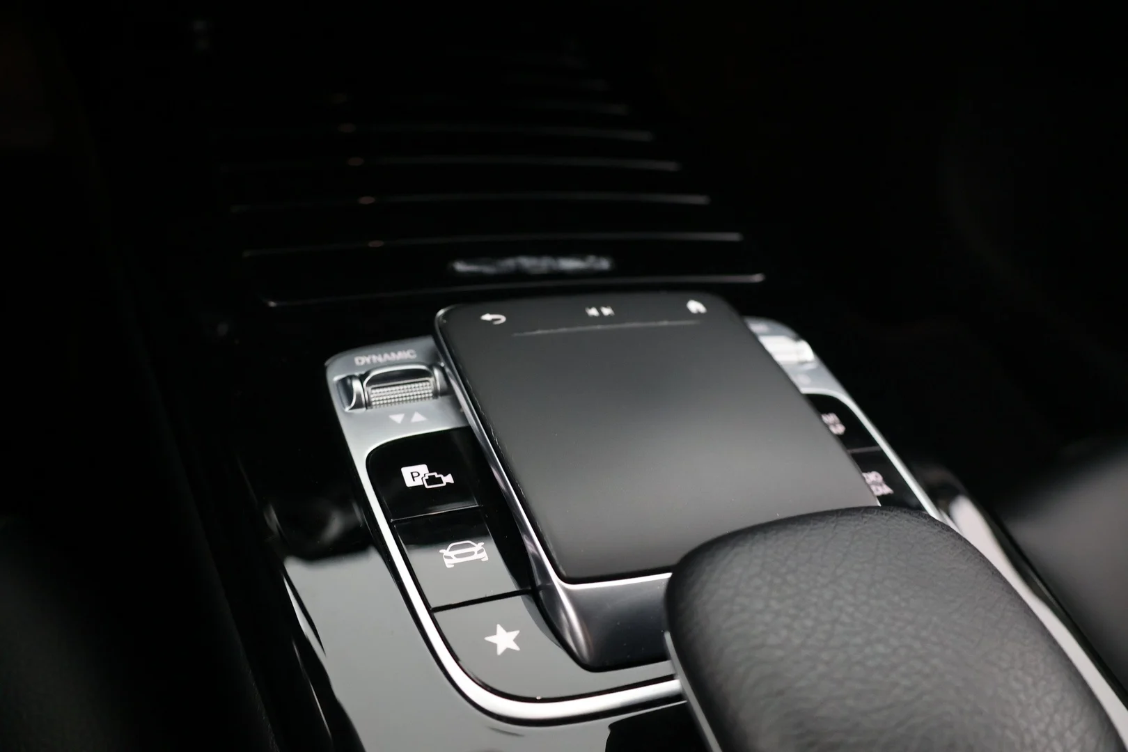 Car Image - 1xqqTilM2s5MIOs3Z6WB9E