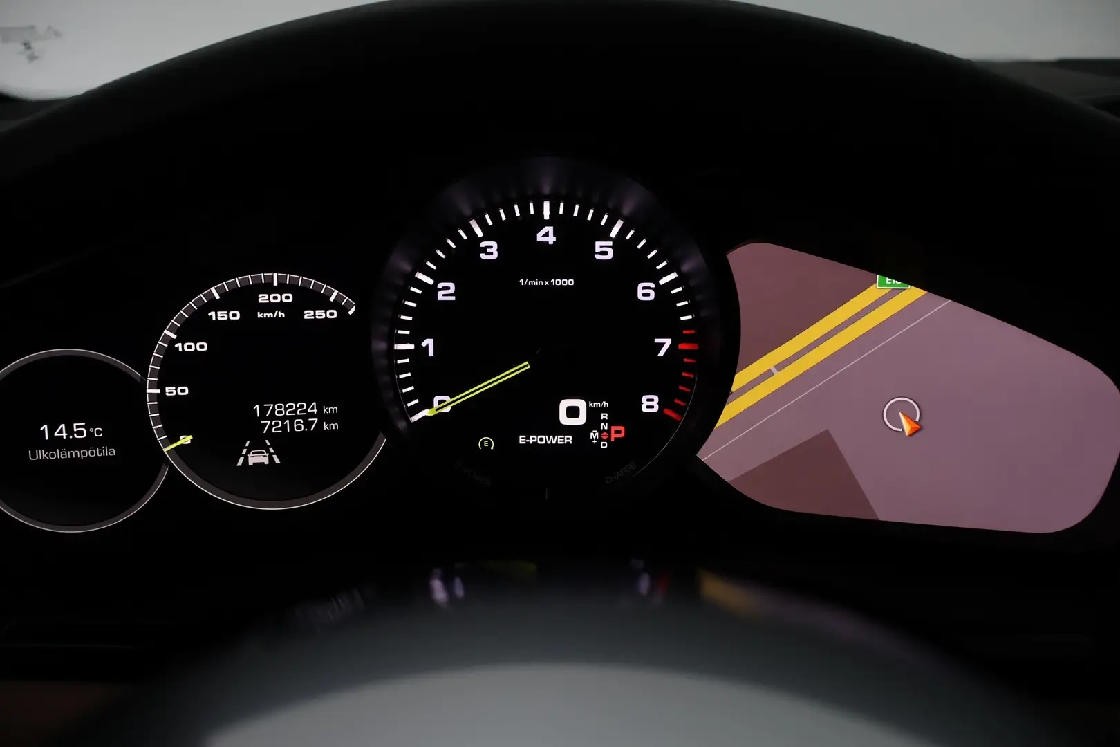 Car Image - 6D9zV74kpHLkJALF5dBby6