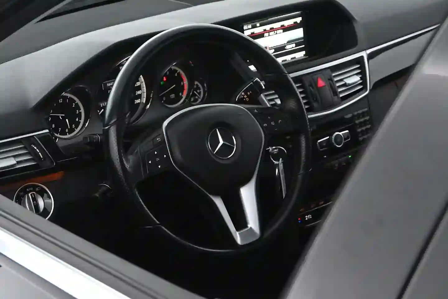 Car Image - 4GnvEMvPiZWbHGf9V3K1PY