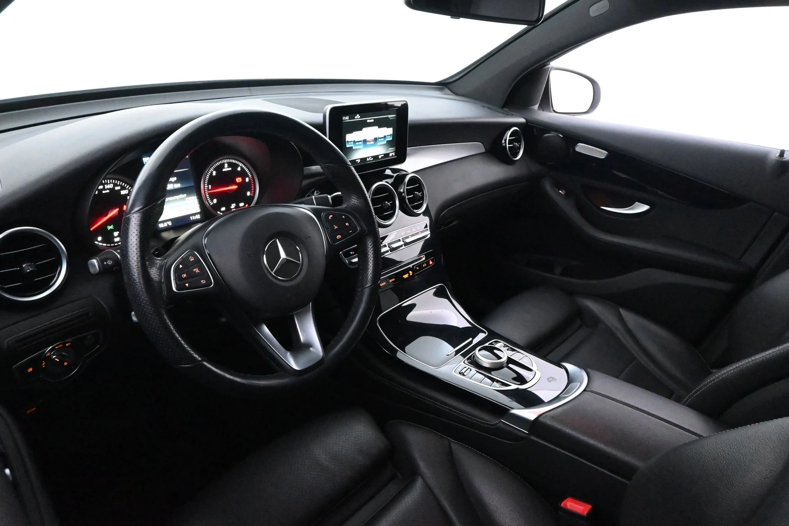 Car Image - 6OA5QzO4zEsyq58EAnX68P