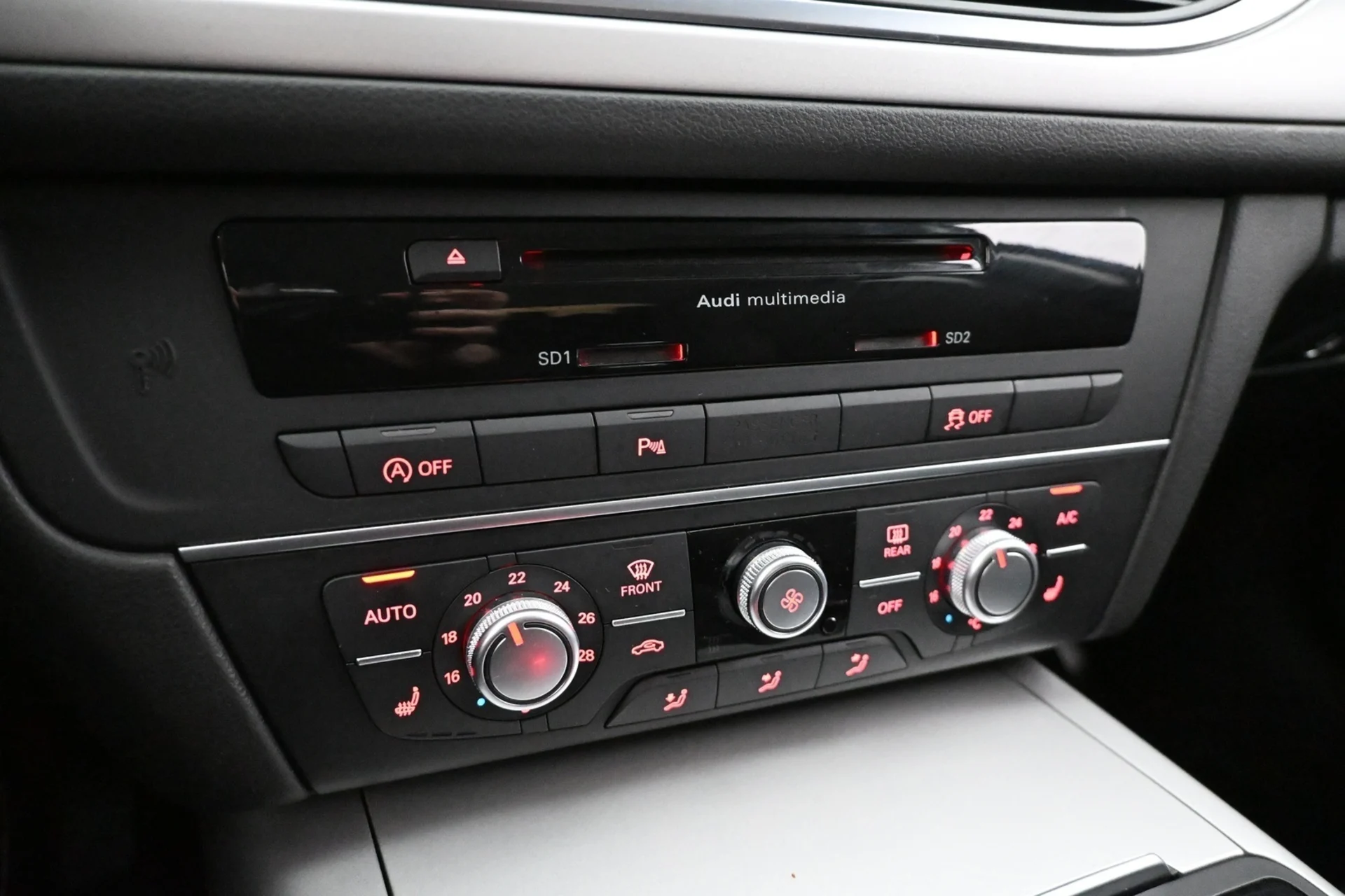 Car Image - 5q79eVewwcxP6mdANKC7FS