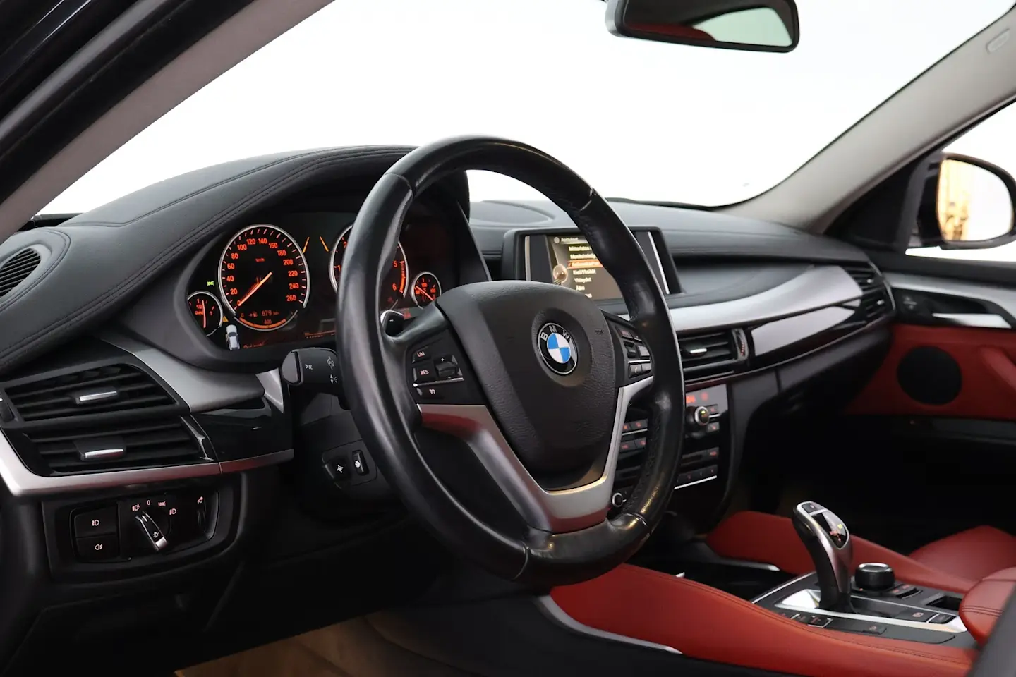 Car Image - 6HGq9ksO9Ac5tXdhEDDBIs
