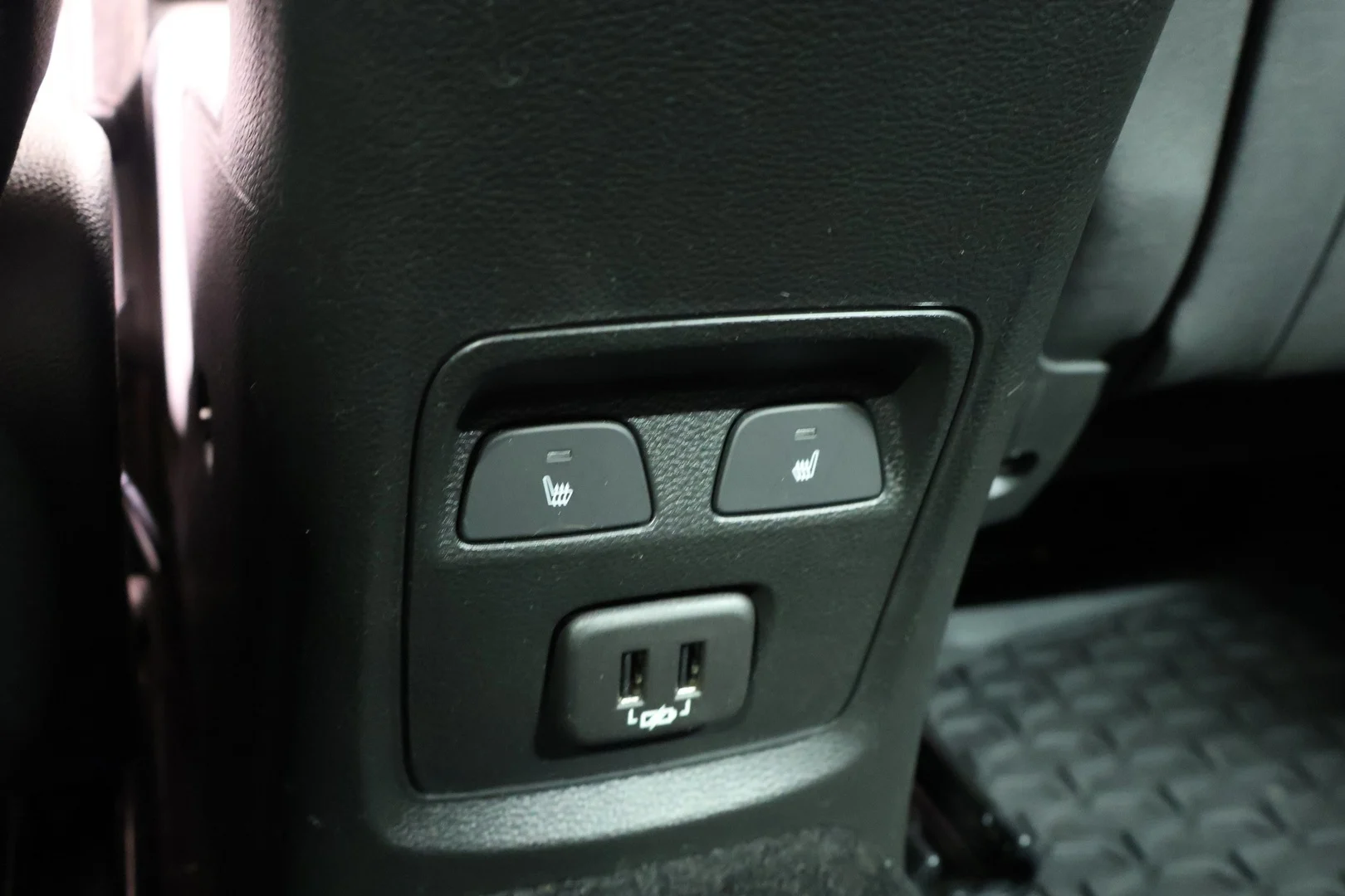 Car Image - 4rfiVxeGEvyf1hkcuzsfl5