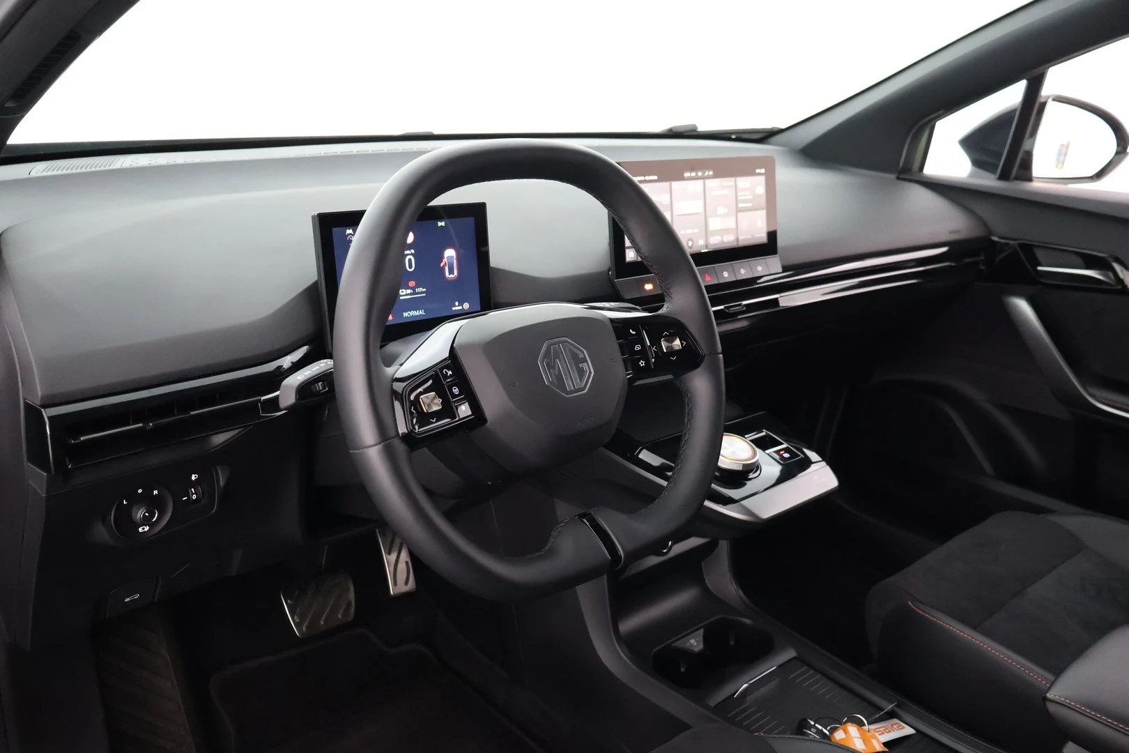 Car Image - r35fwUtKaSdo9e8a7ZDOp
