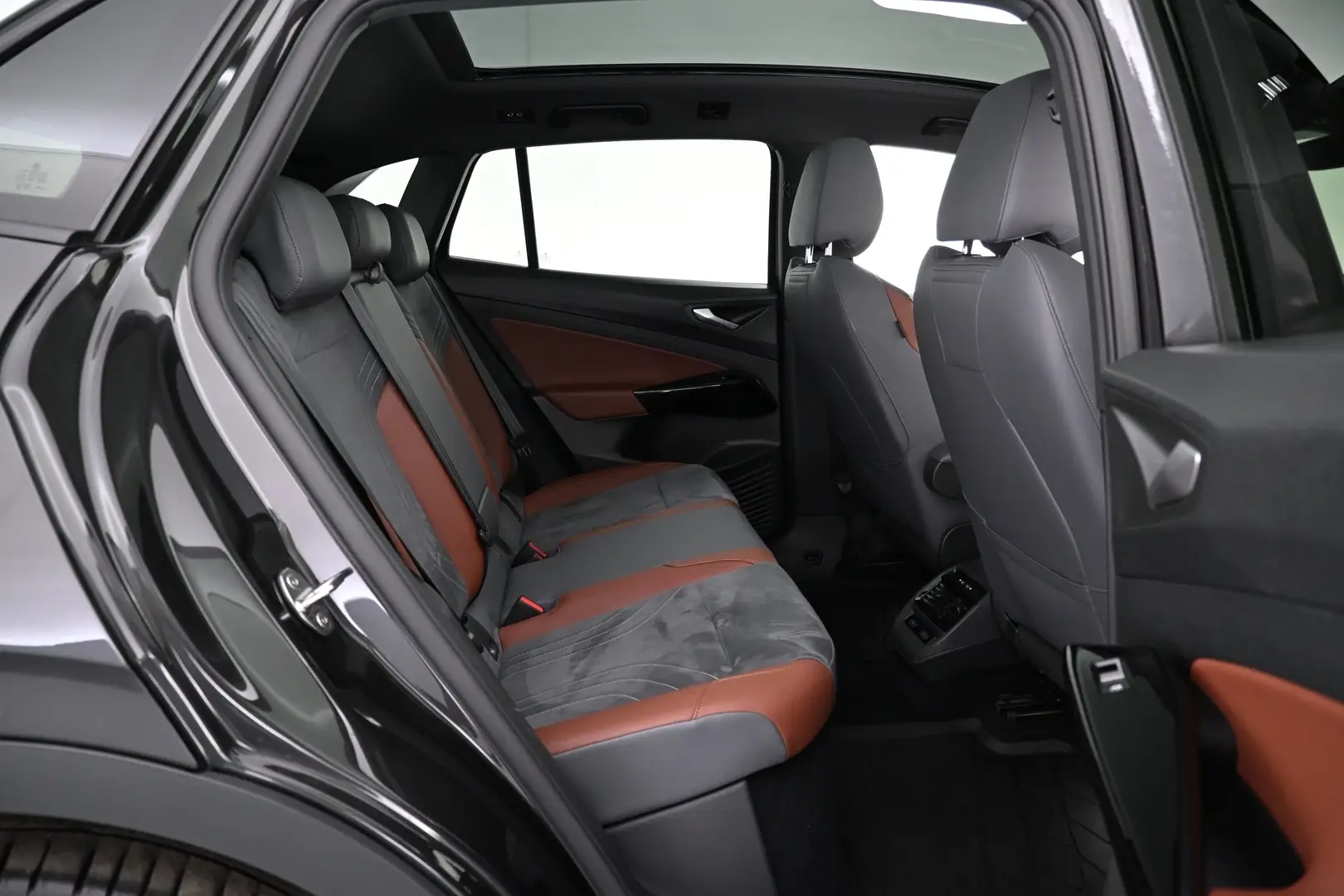 Car Image - 4vFco51biQB4ia7E4mcC61