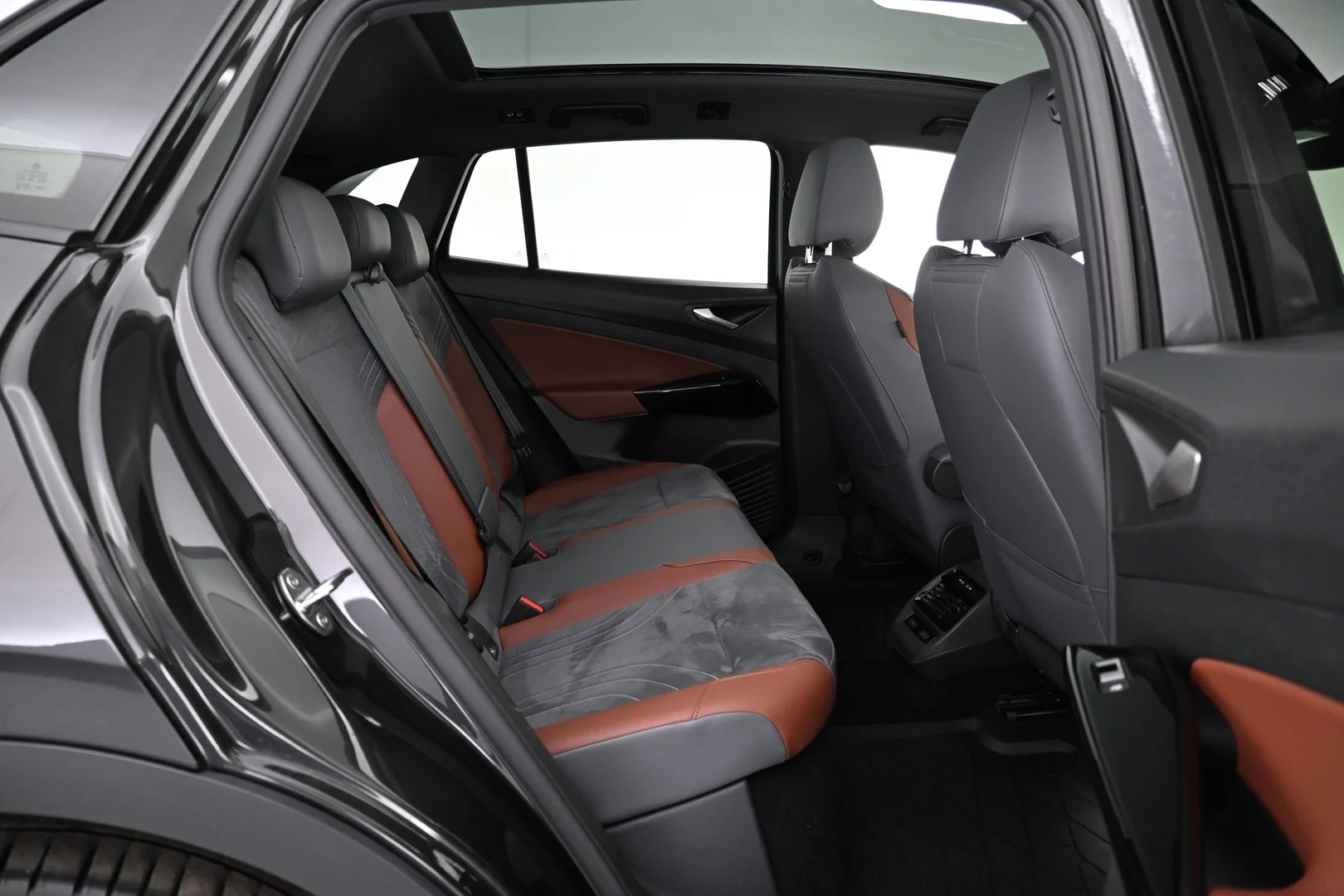 Car Image - 4vFco51biQB4ia7E4mcC61