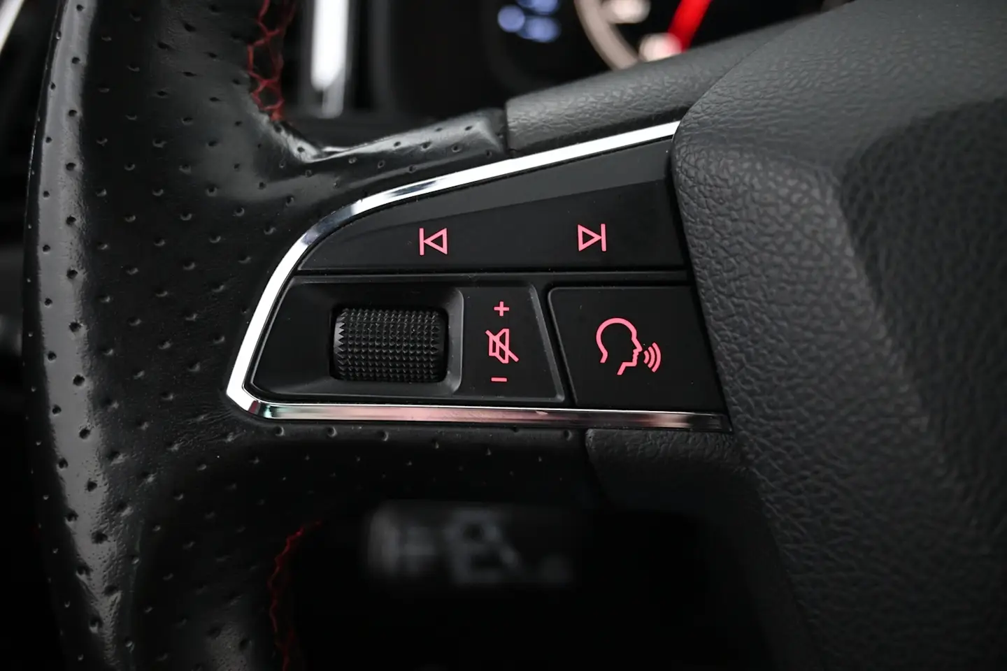Car Image - 6N1DuB8dRPJ3tVGysPoduF