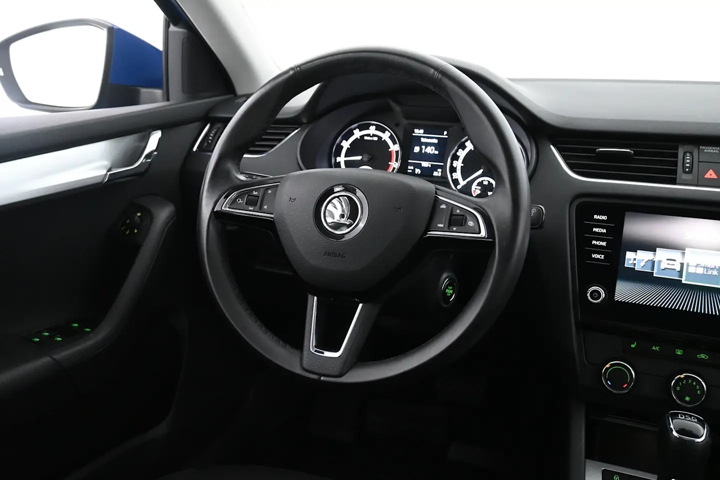 Car Image - 4IYAlPh2Bmz0a6QzDiIAz1