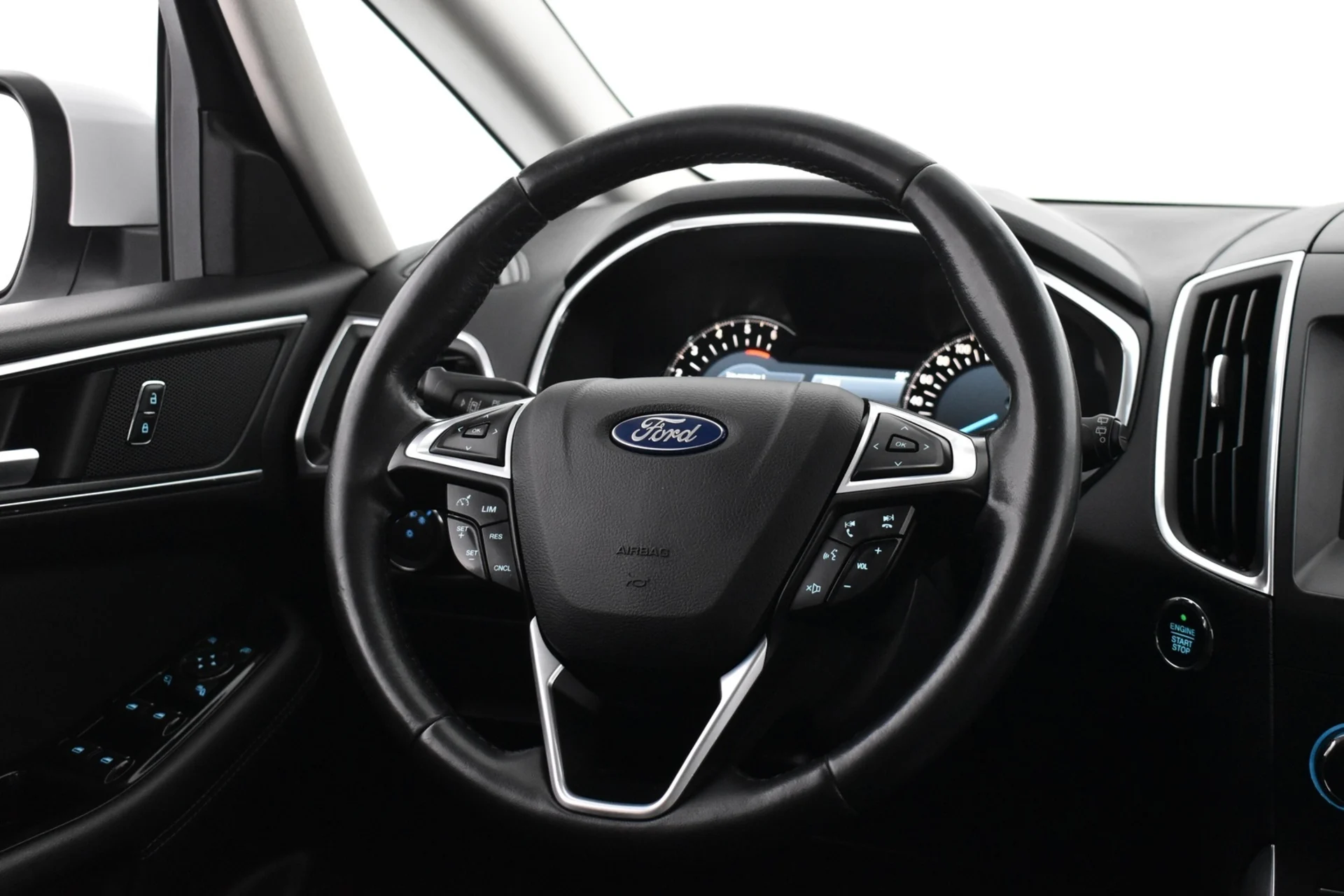 Car Image - bAo5caeL3b3eIEMPE7T9V