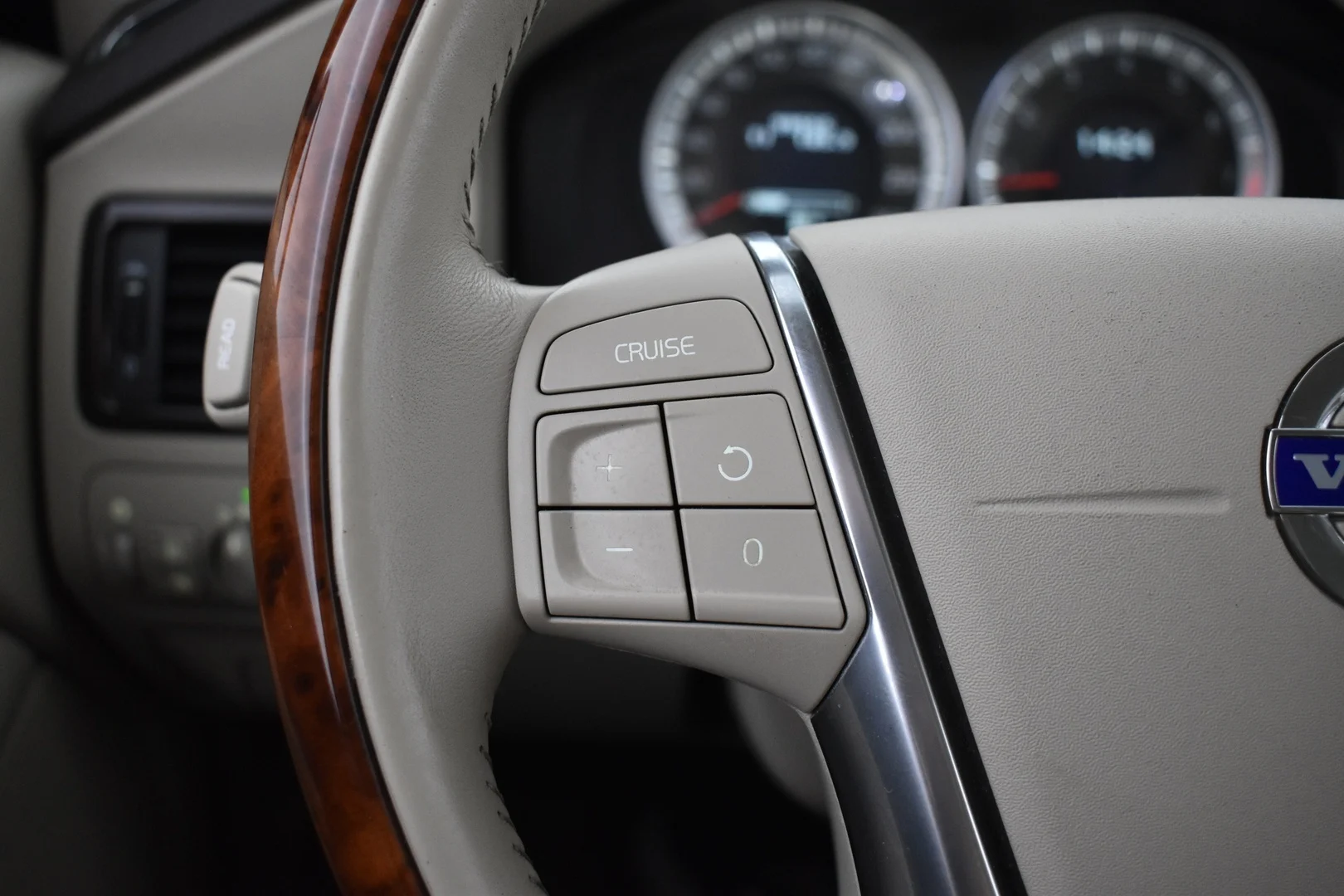Car Image - 5WSsQpBFOmo0KixaMVqrlr