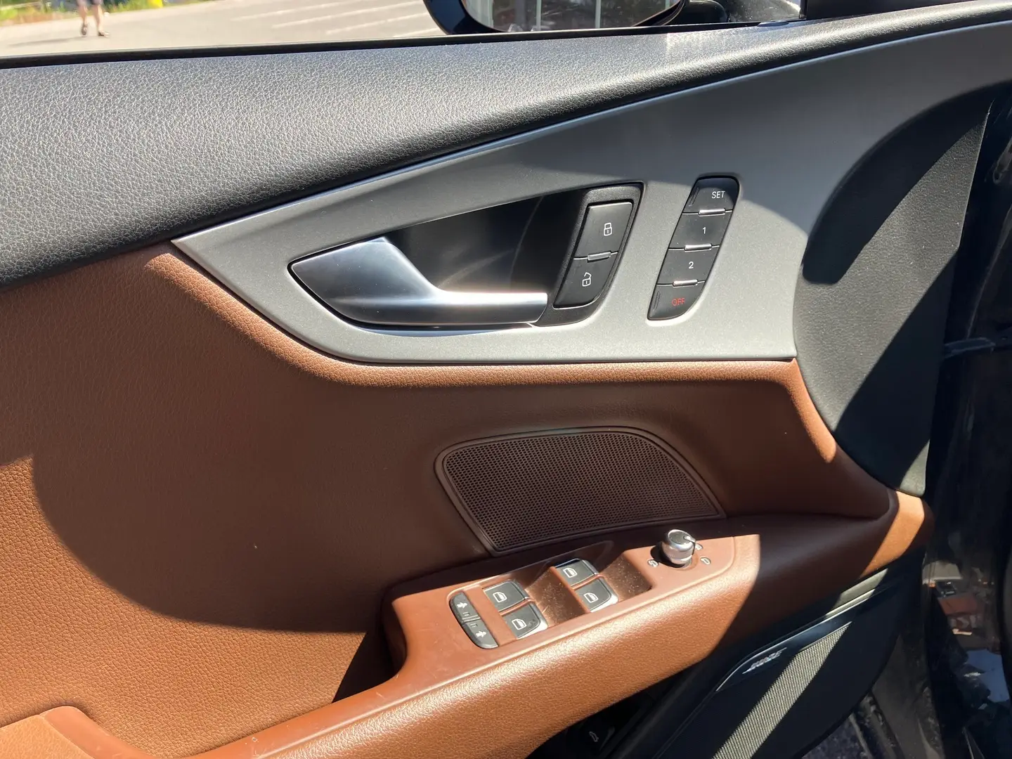 Car Image - 5jyNhnt9hopTDT2gRZMM0K