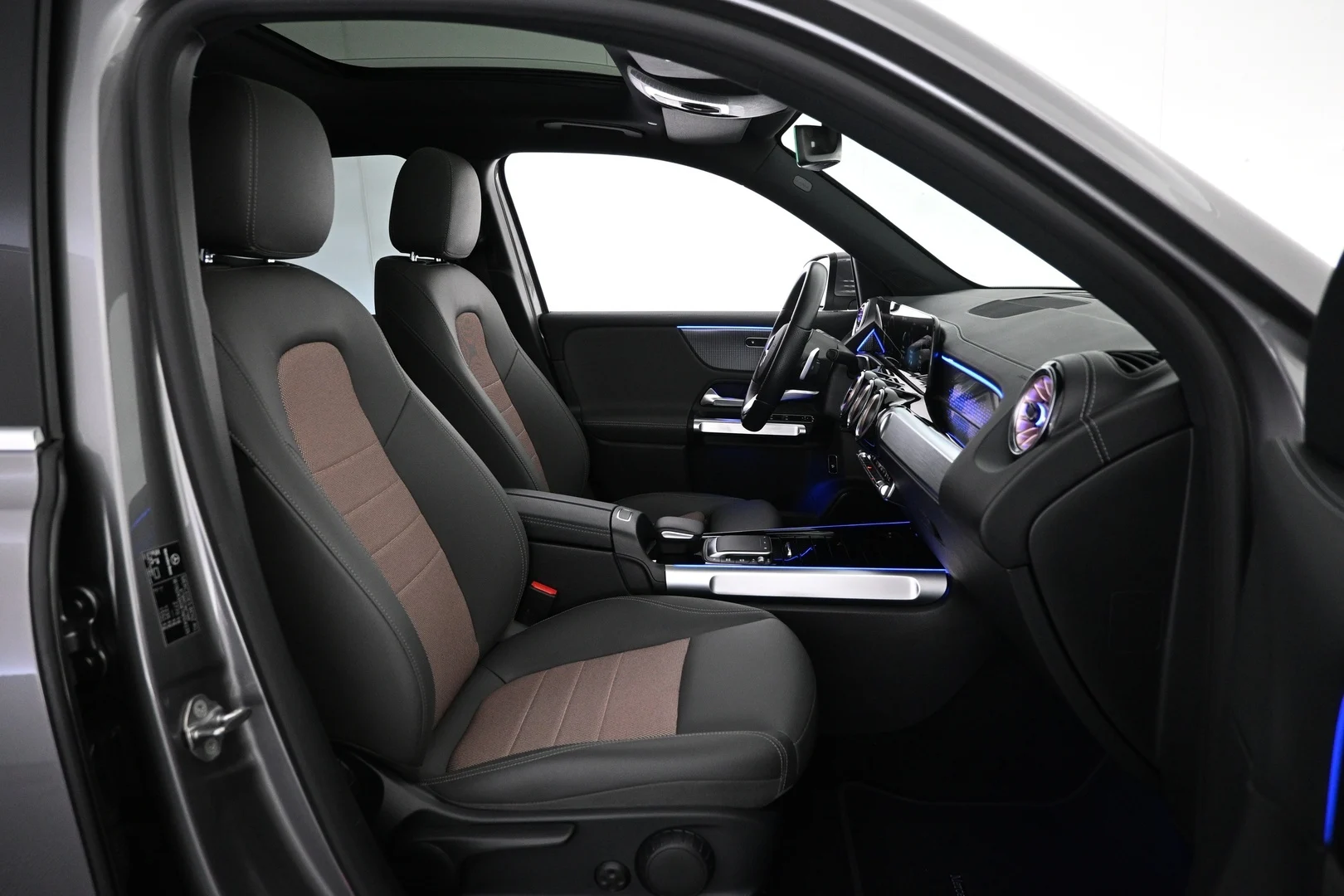 Car Image - 6grZ4VO2hO4DvP4vZ0heG0