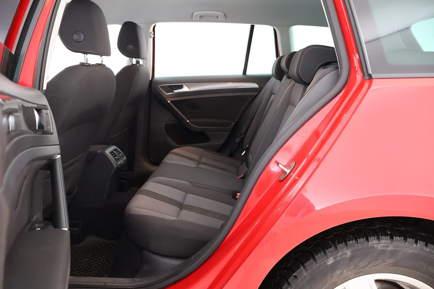 Car Image - 5uQHB8fr855i52ywVKV1gb