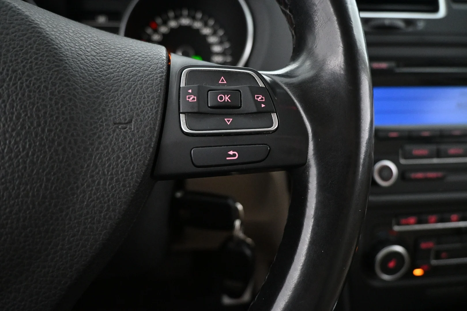 Car Image - 4gqNvrQbr5VGrOBVrMsV3k