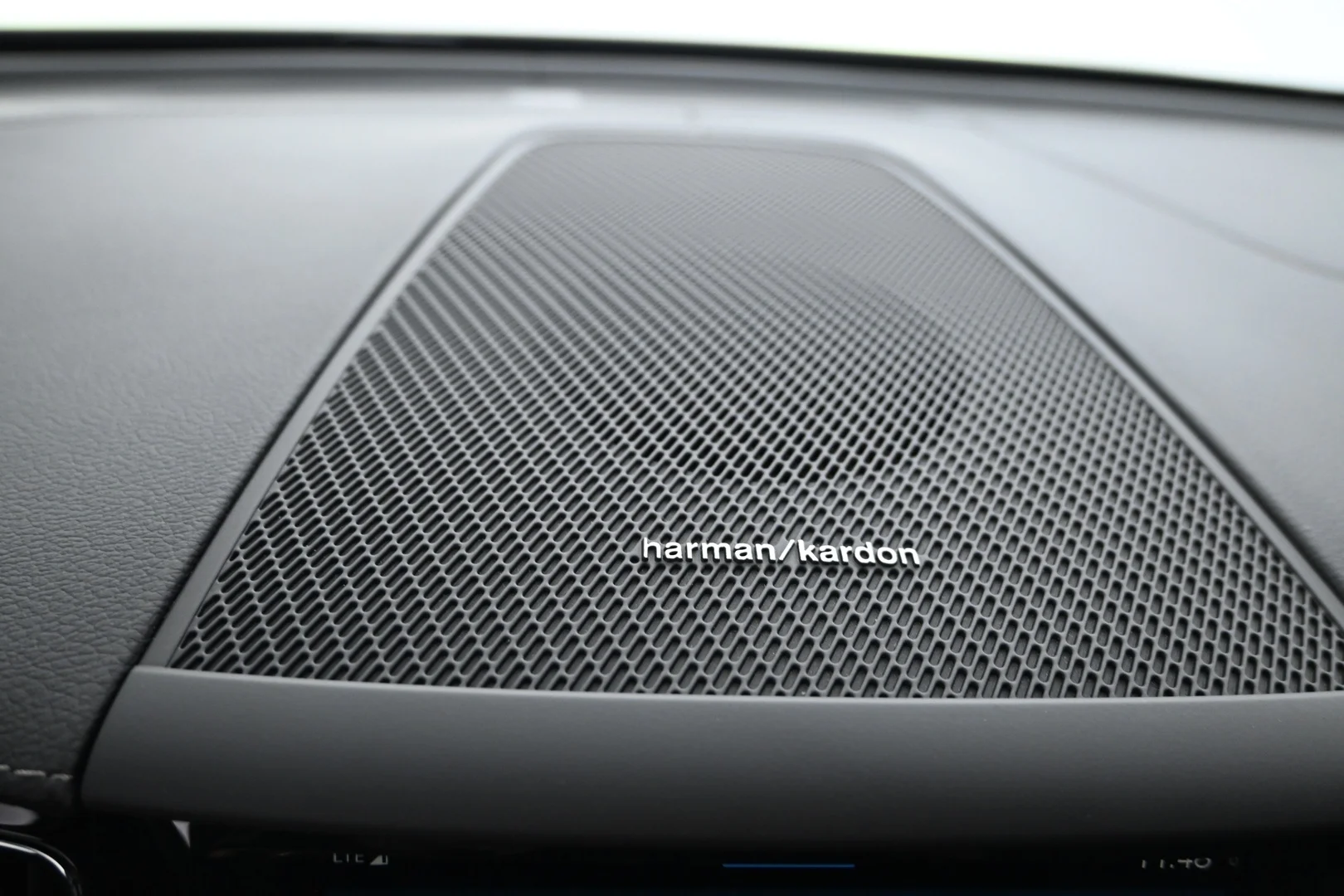 Car Image - HD6Oo1GLbZFGUL2mz8s0p