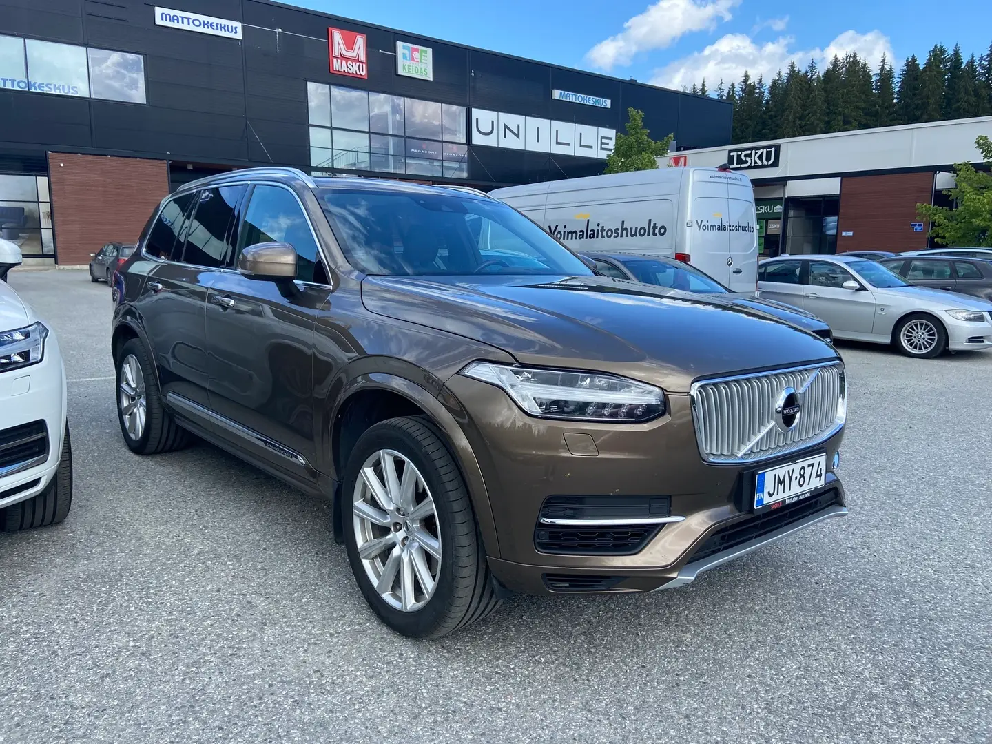 Car Image - 4wW1S9kFIfL4MHzDBegmmj