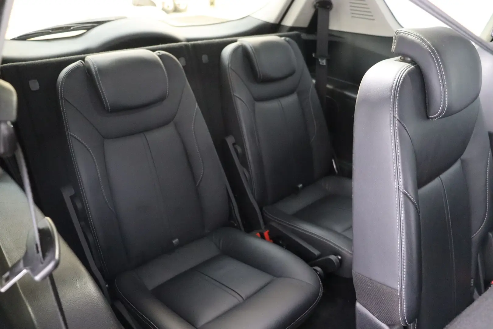 Car Image - 2GLqAUCwZXoQflogLcaJBr