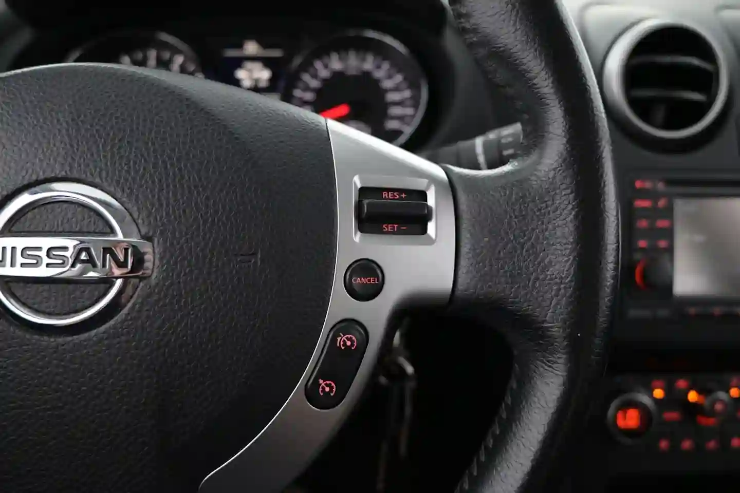 Car Image - 63SjYsyzon0sadtCWDQDKJ
