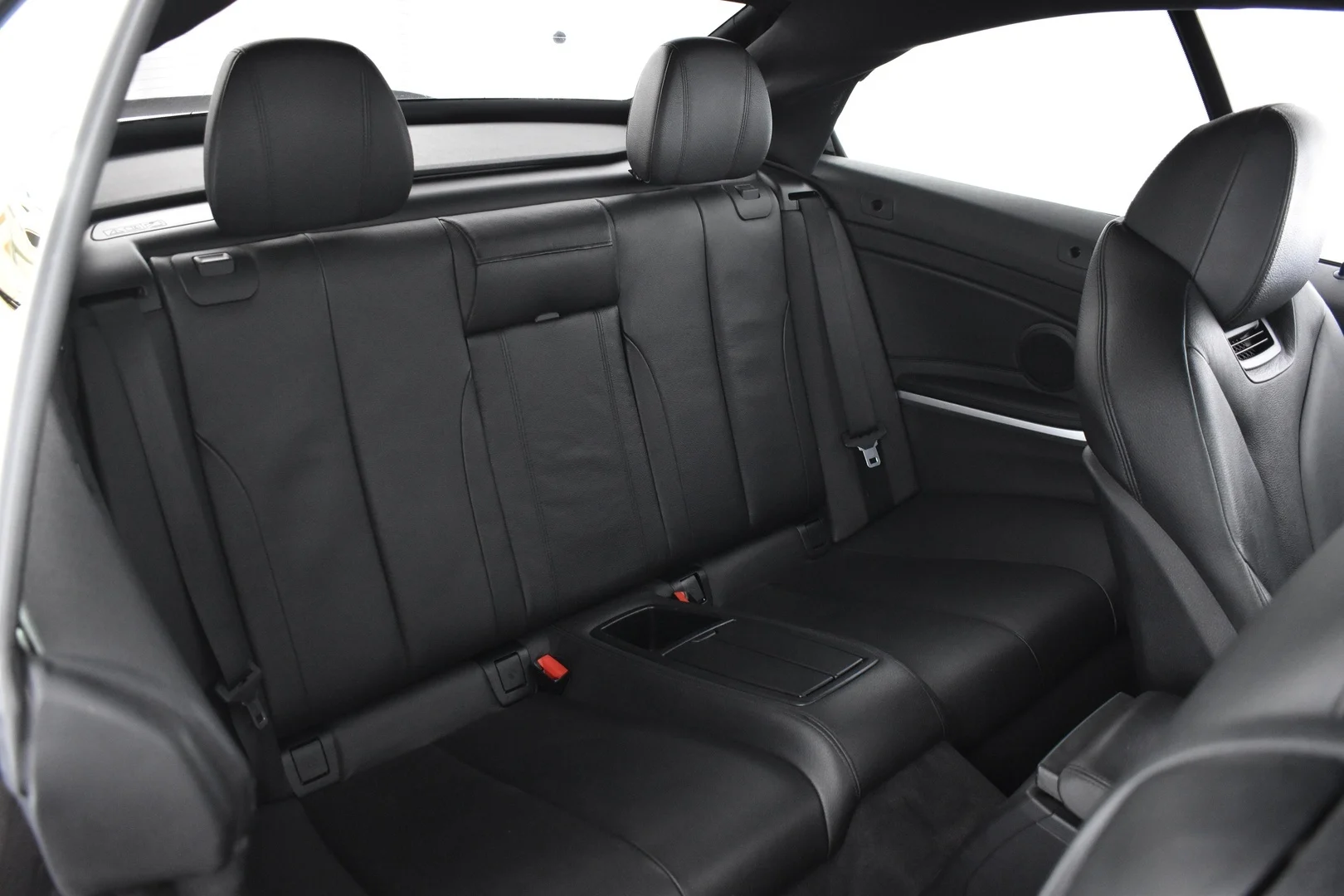 Car Image - 1uQiZVF2oQr4fgxdfwz0pR