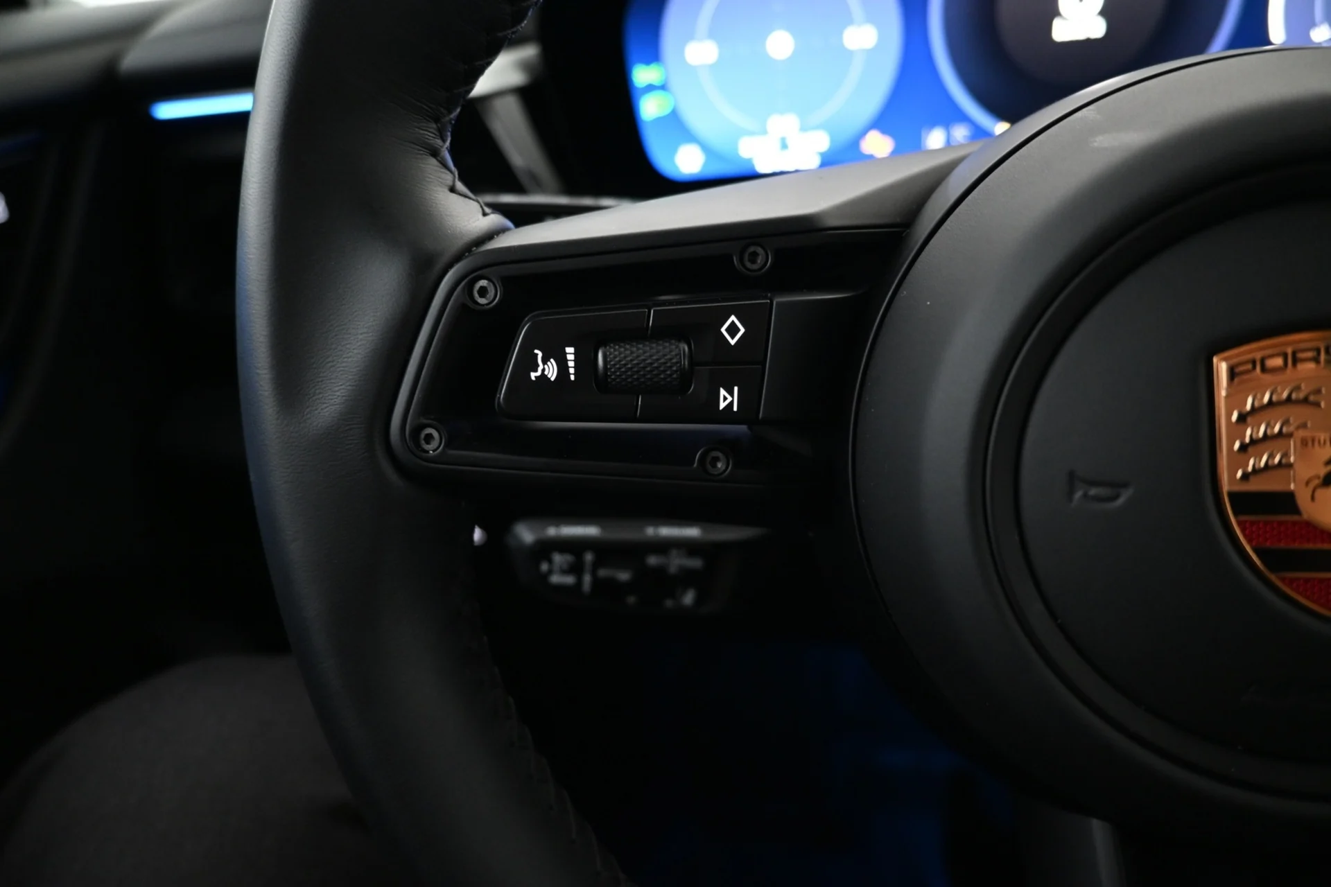 Car Image - 28gGJ1wfCRD2eGvWSZVlHz