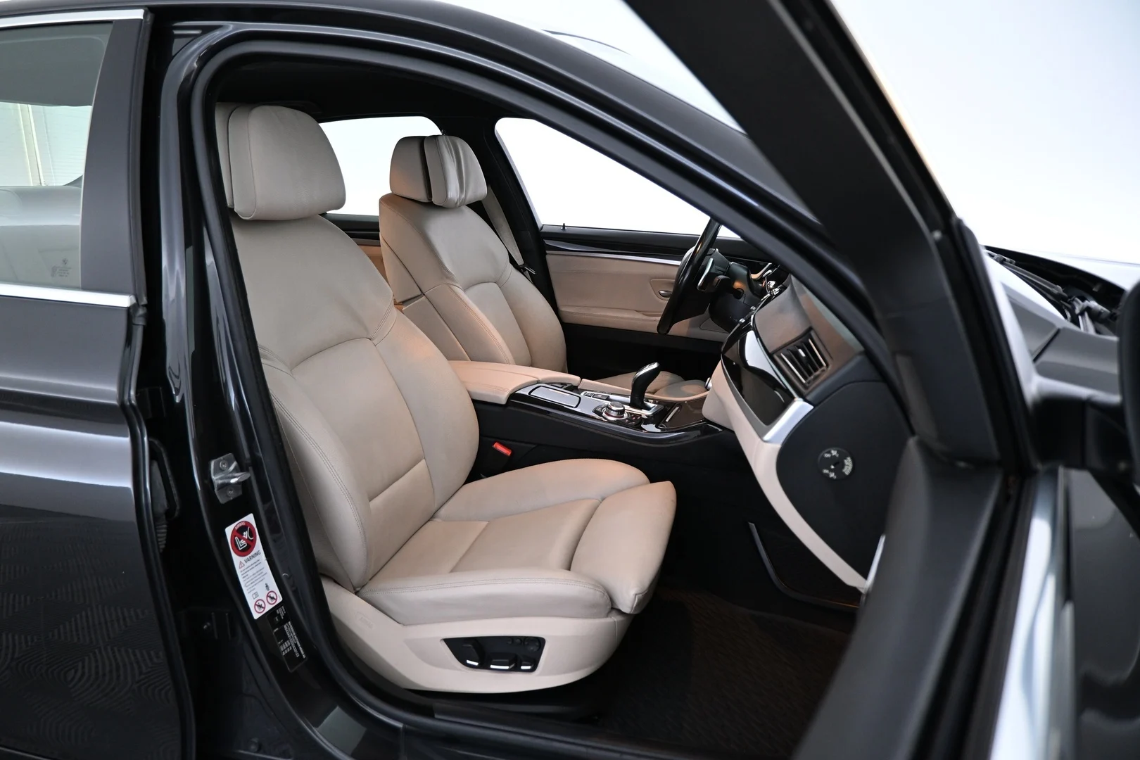 Car Image - 5H2JuekXkPVxCFtKchPWuM